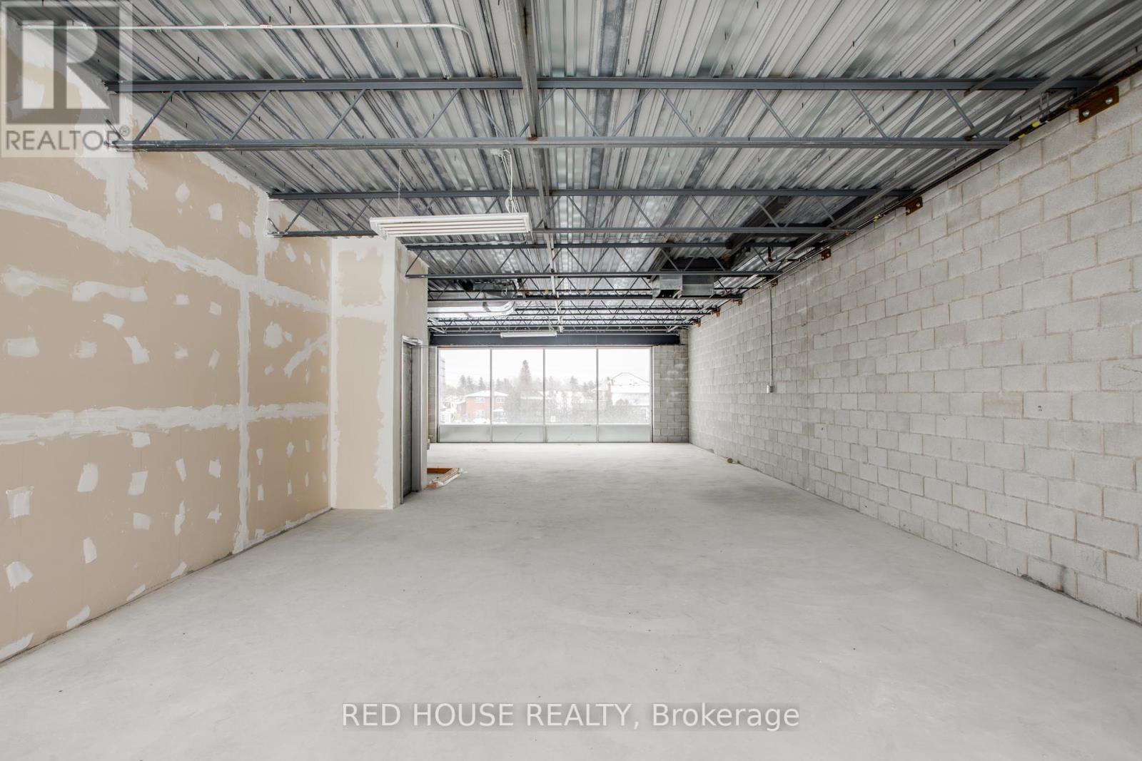 23 - 2305 Stanfield Road Property Photo 10