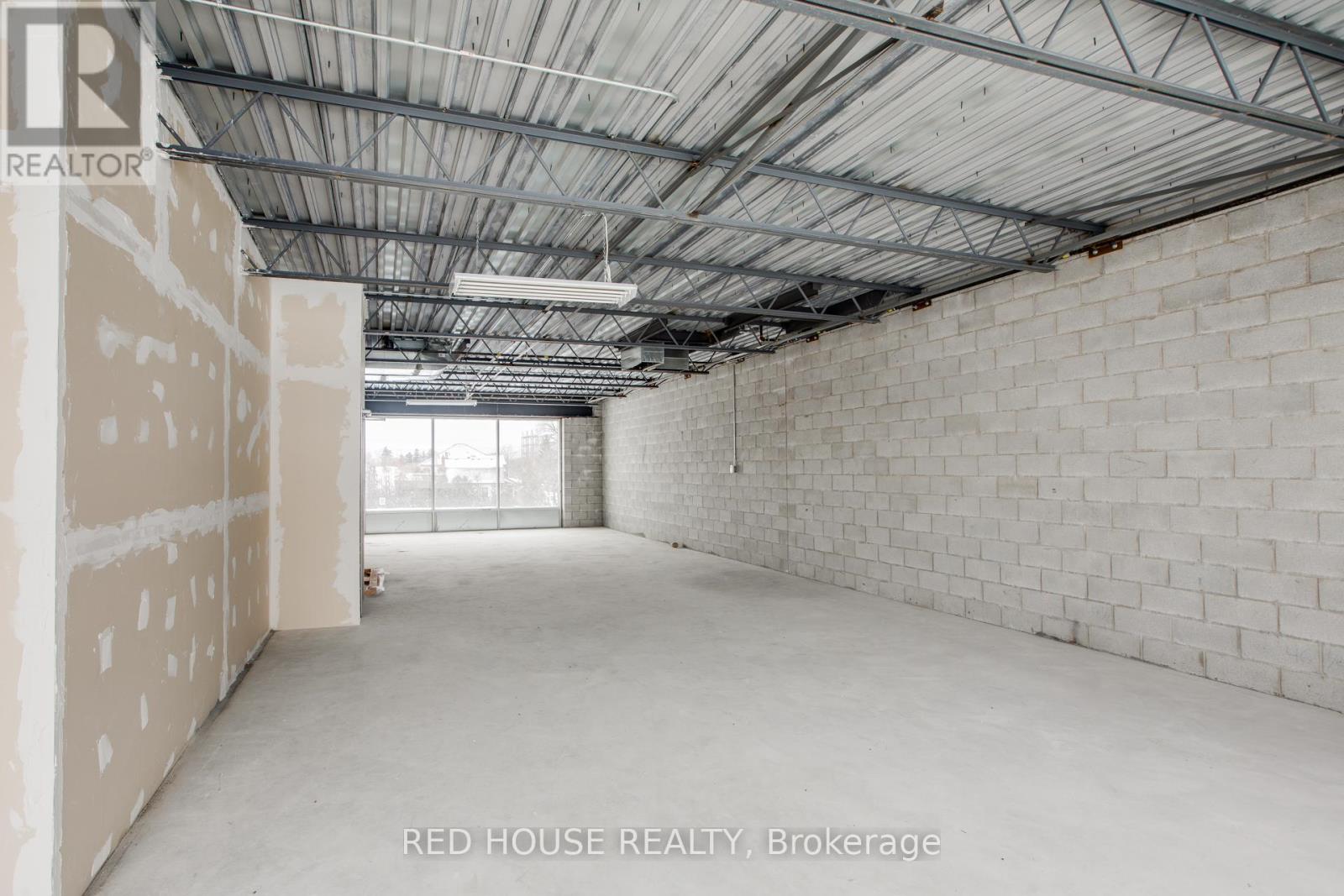 23 - 2305 Stanfield Road Property Photo 11
