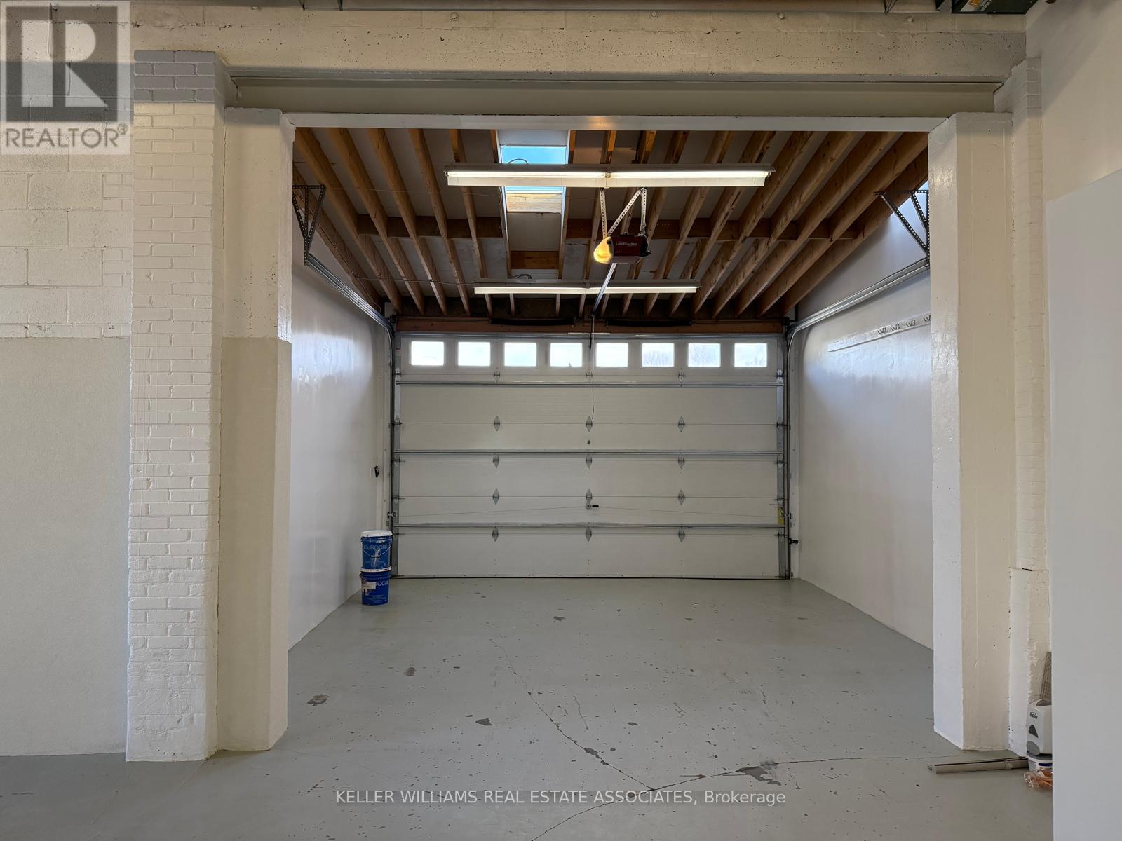 1299 St Mary's Avenue Property Photo 3