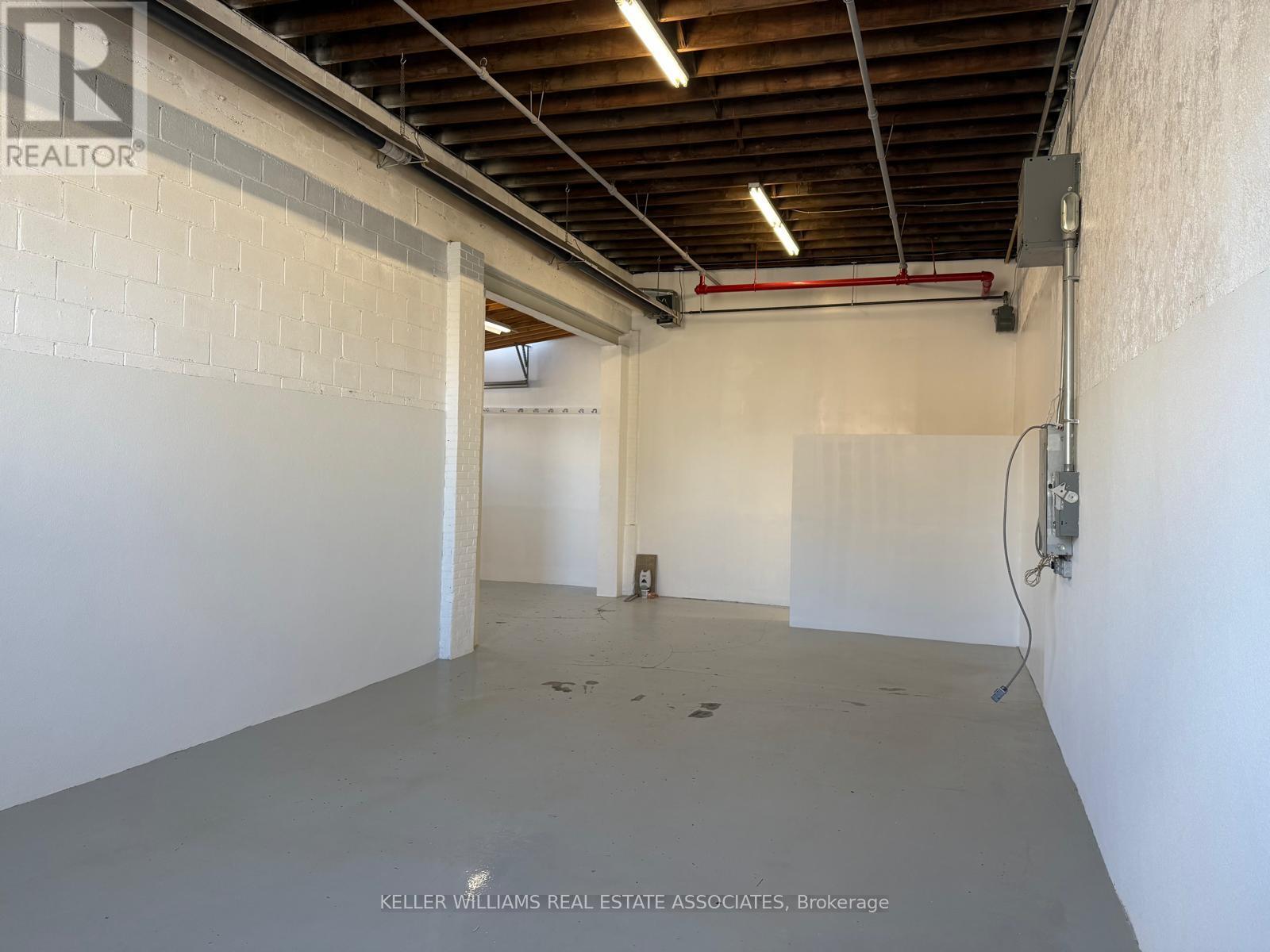 1299 St Mary's Avenue Property Photo 6