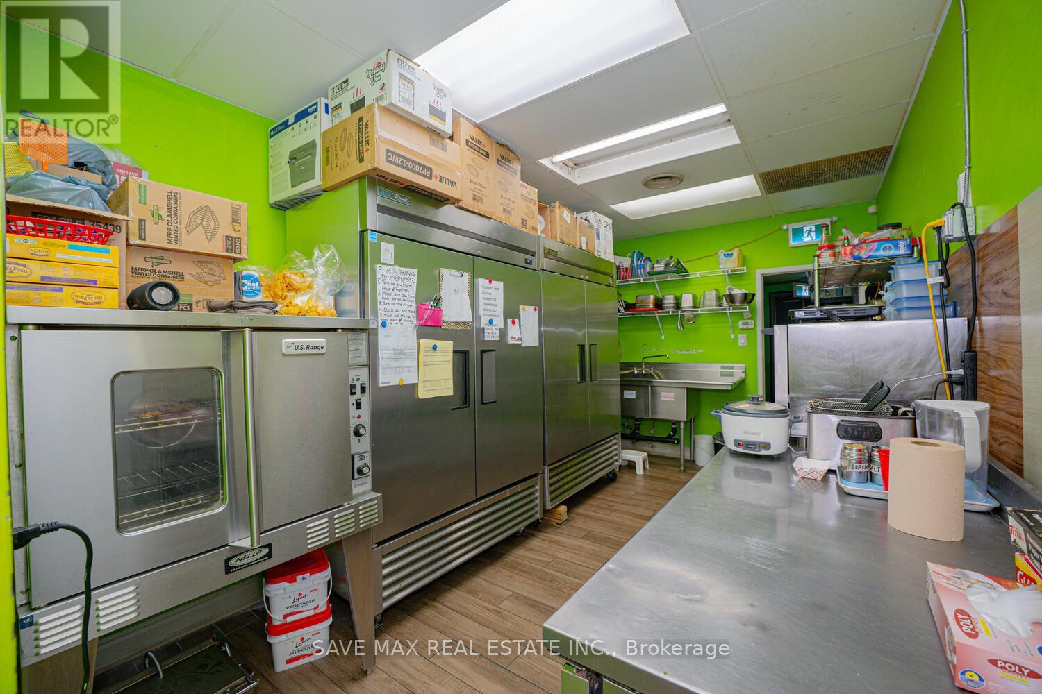 10 - 106 Humber College Boulevard Property Photo 18