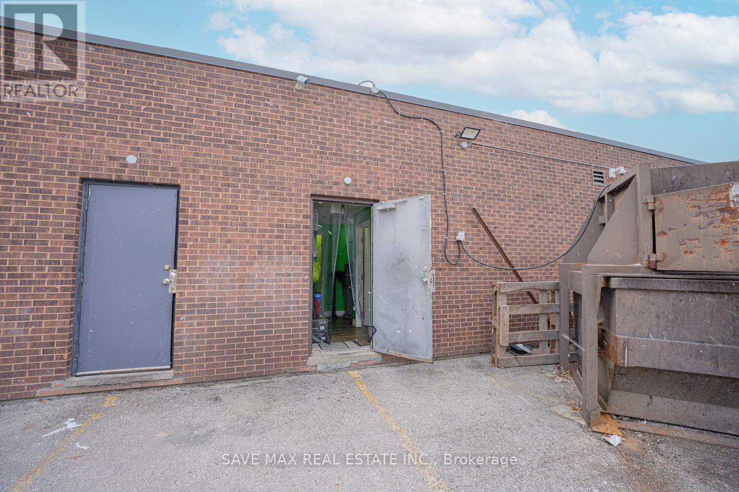 10 - 106 Humber College Boulevard Property Photo 28