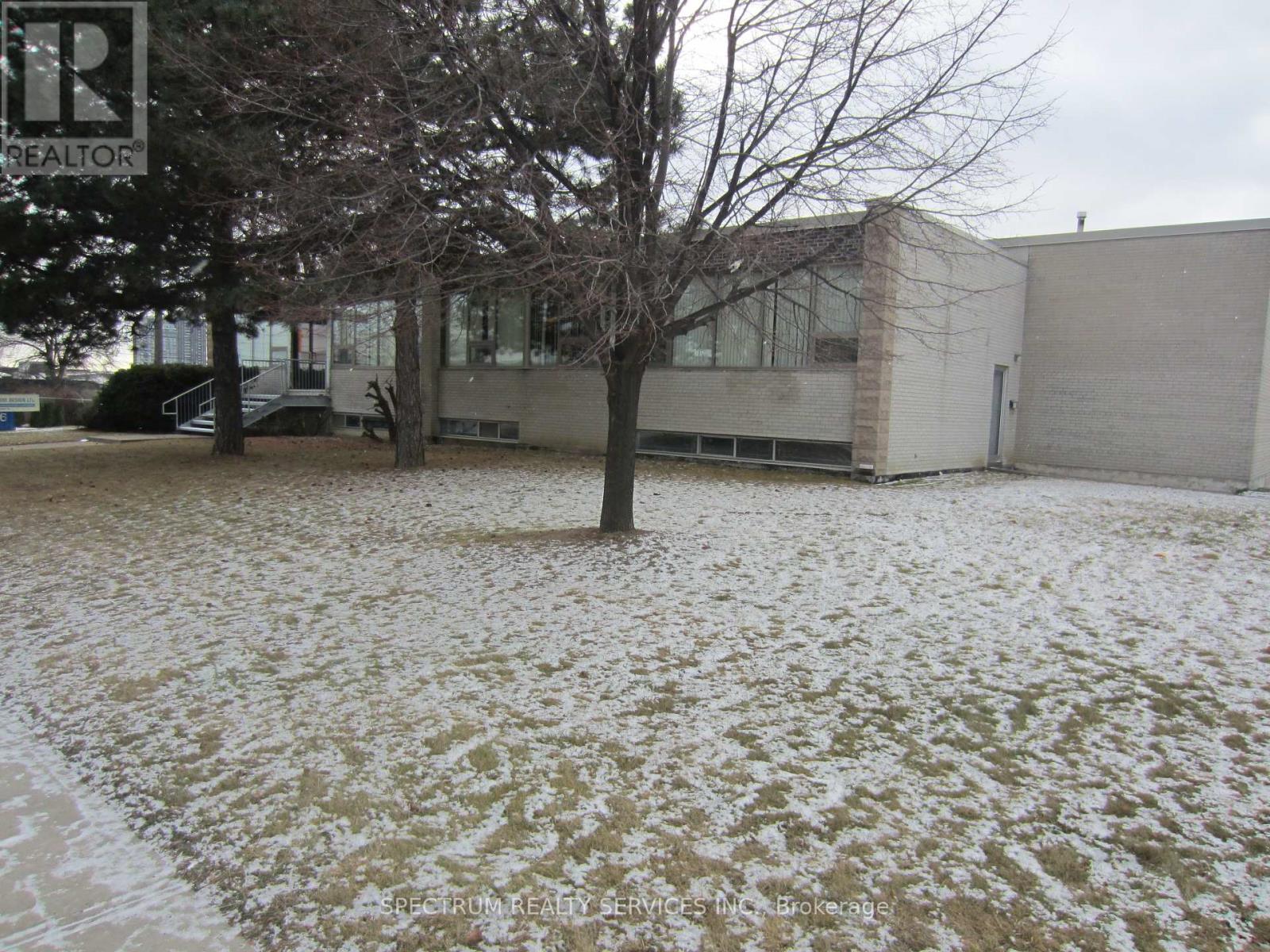 A - 76 Signet Drive Property Photo 2