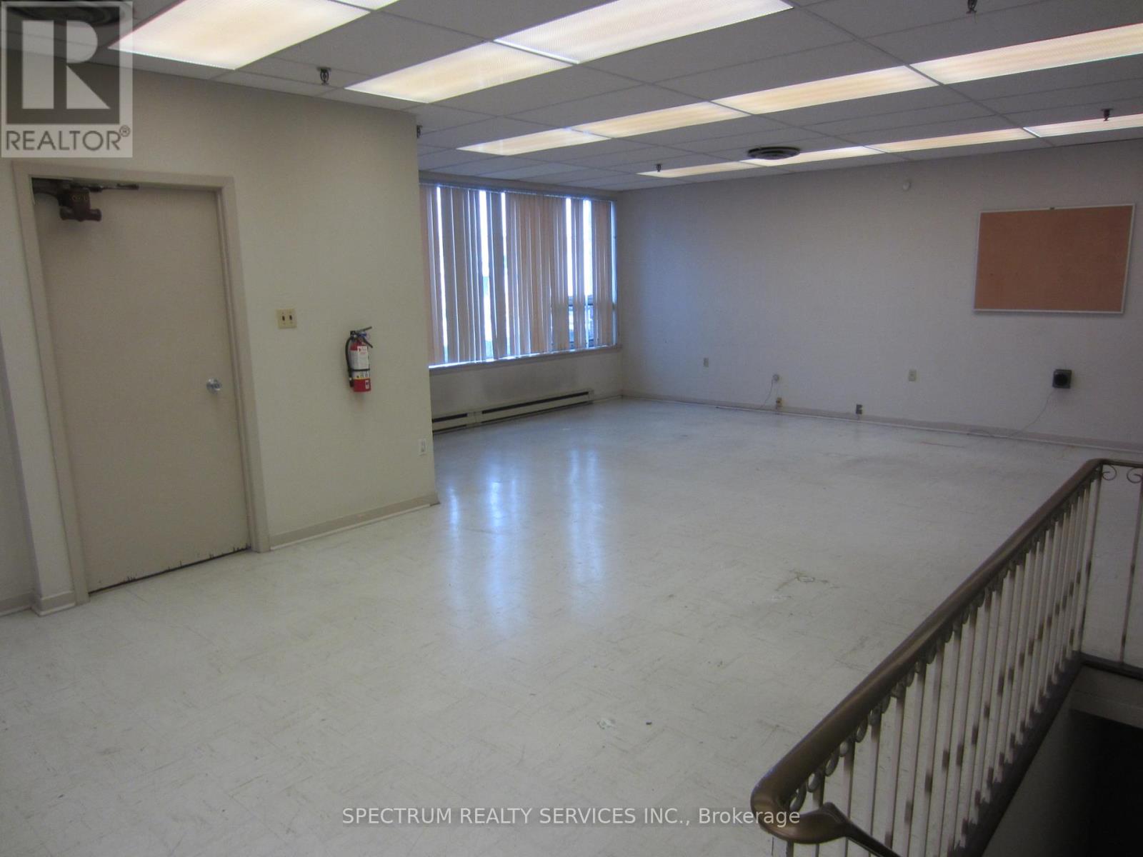 A - 76 Signet Drive Property Photo 3