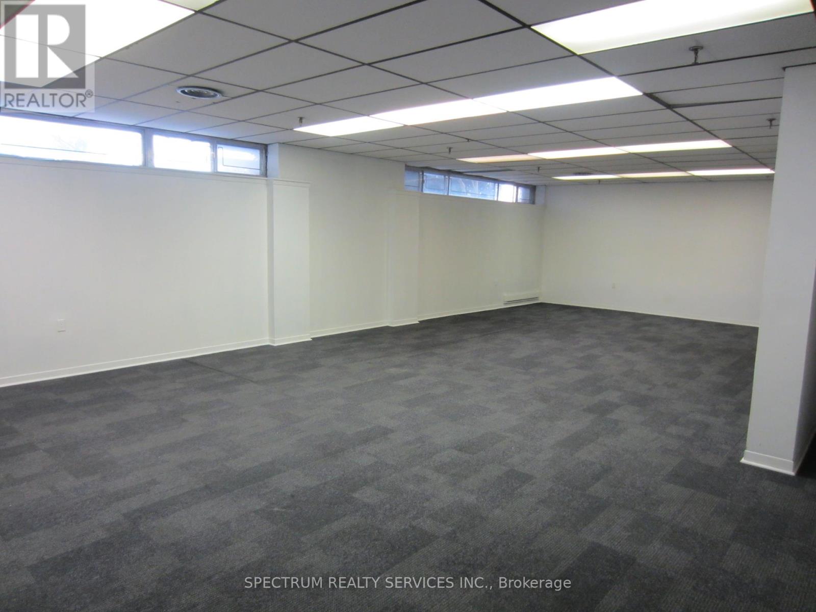 A - 76 Signet Drive Property Photo 10