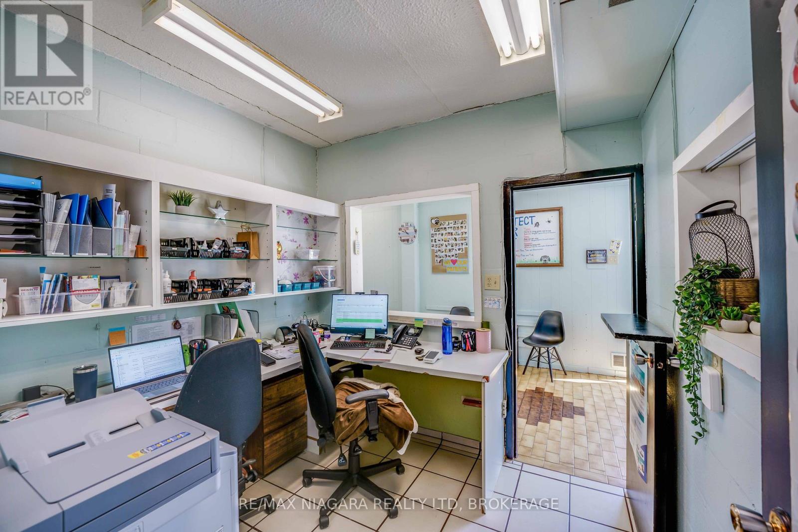 475 Enfield Road Property Photo 10