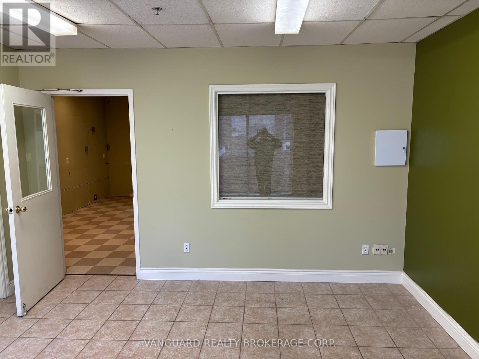 9 - 50 Van Kirk Drive Property Photo 13