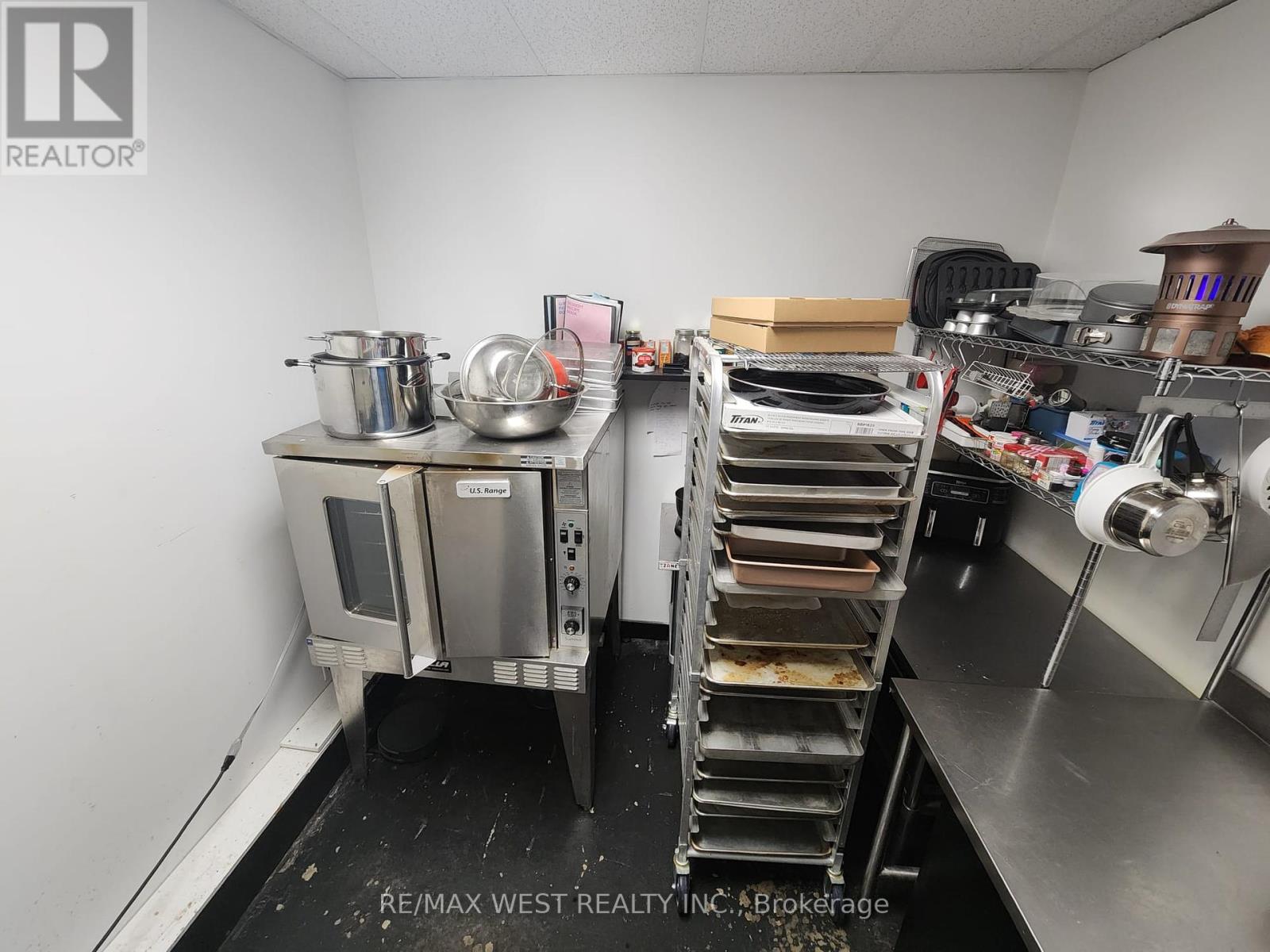 31 - 2737 Keele Street Property Photo 20