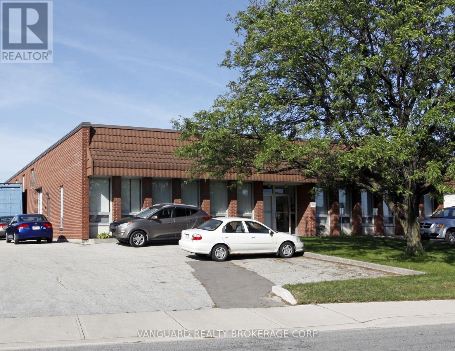5440 MAINGATE DRIVE N Property Photo 1