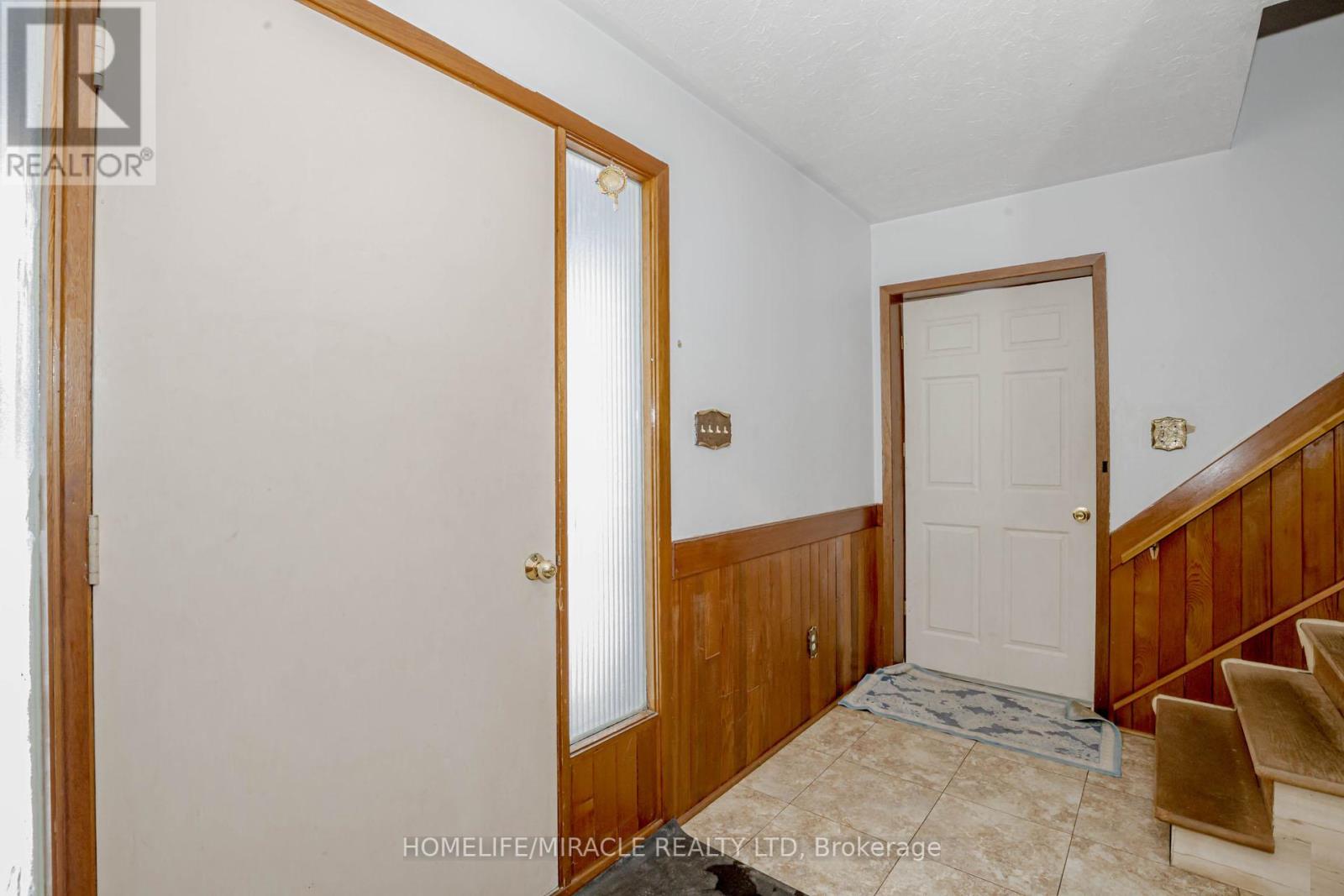 20967 Porterfield Road Property Photo 5