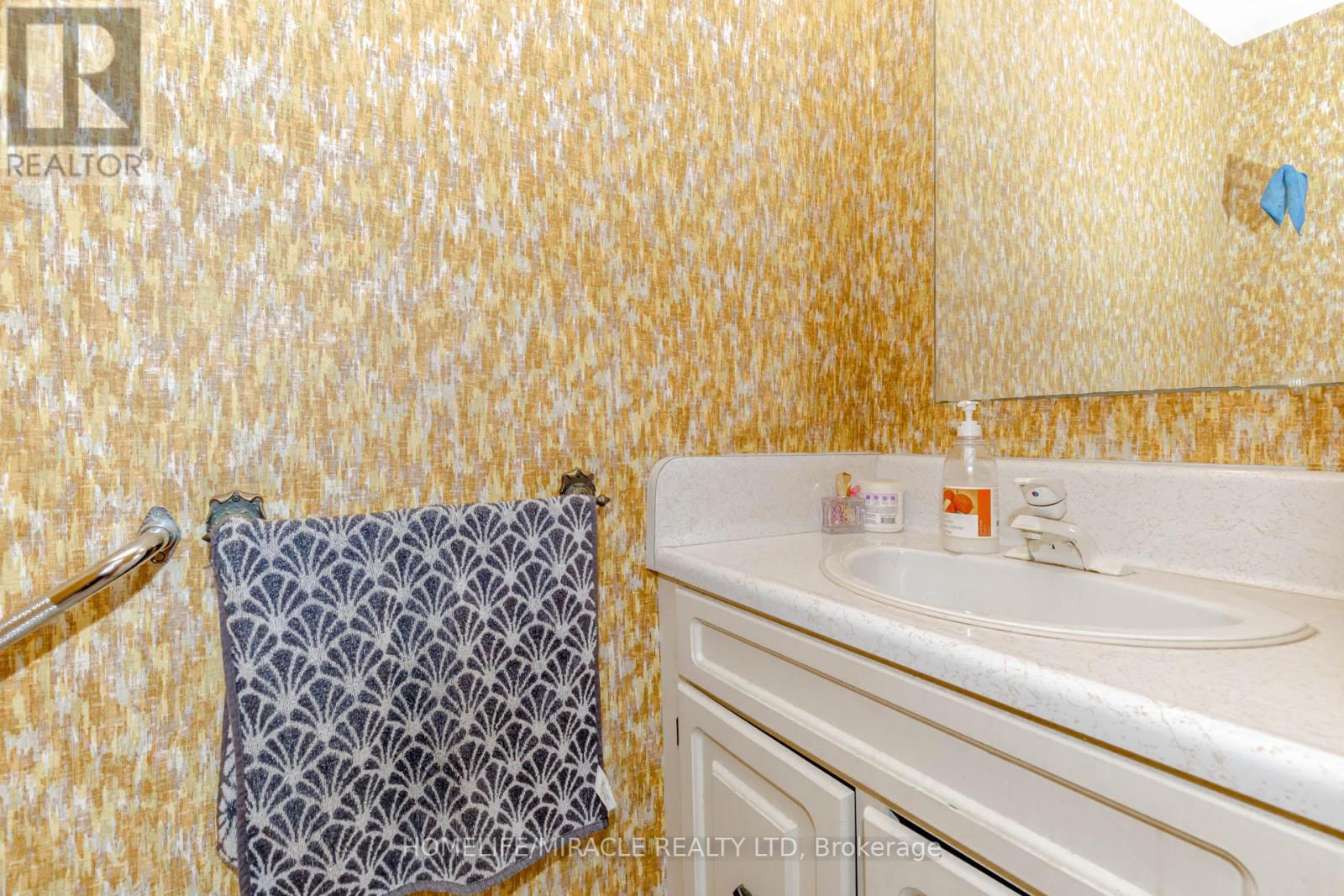 20967 Porterfield Road Property Photo 17