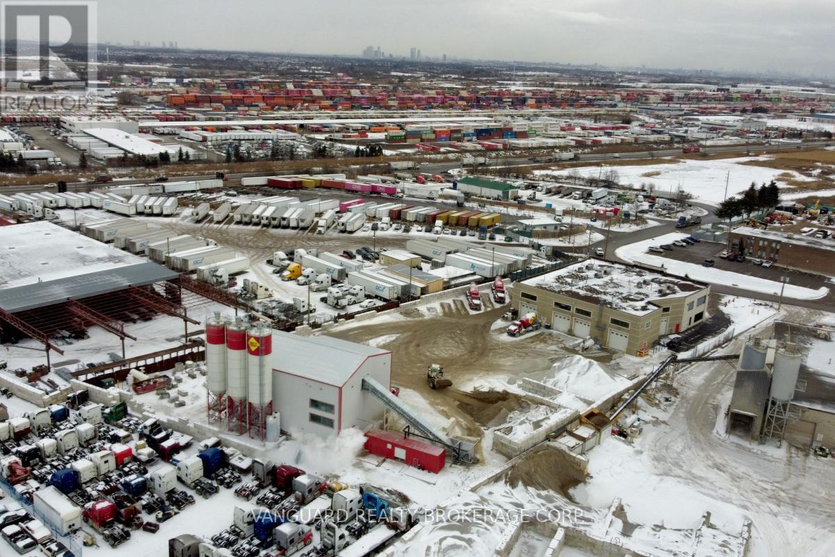 1b - 8 Cadetta Road Property Photo 4