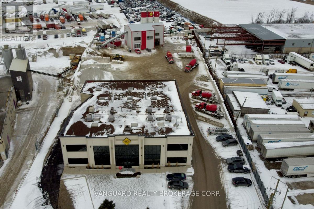 1b - 8 Cadetta Road Property Photo 18