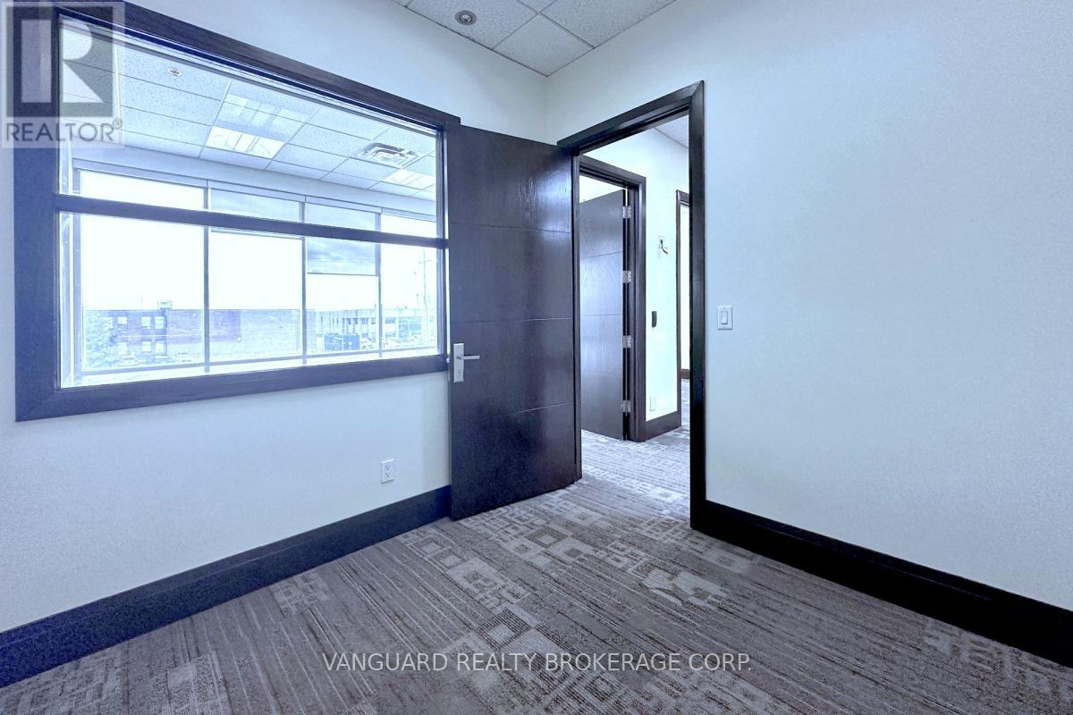 1b - 8 Cadetta Road Property Photo 32