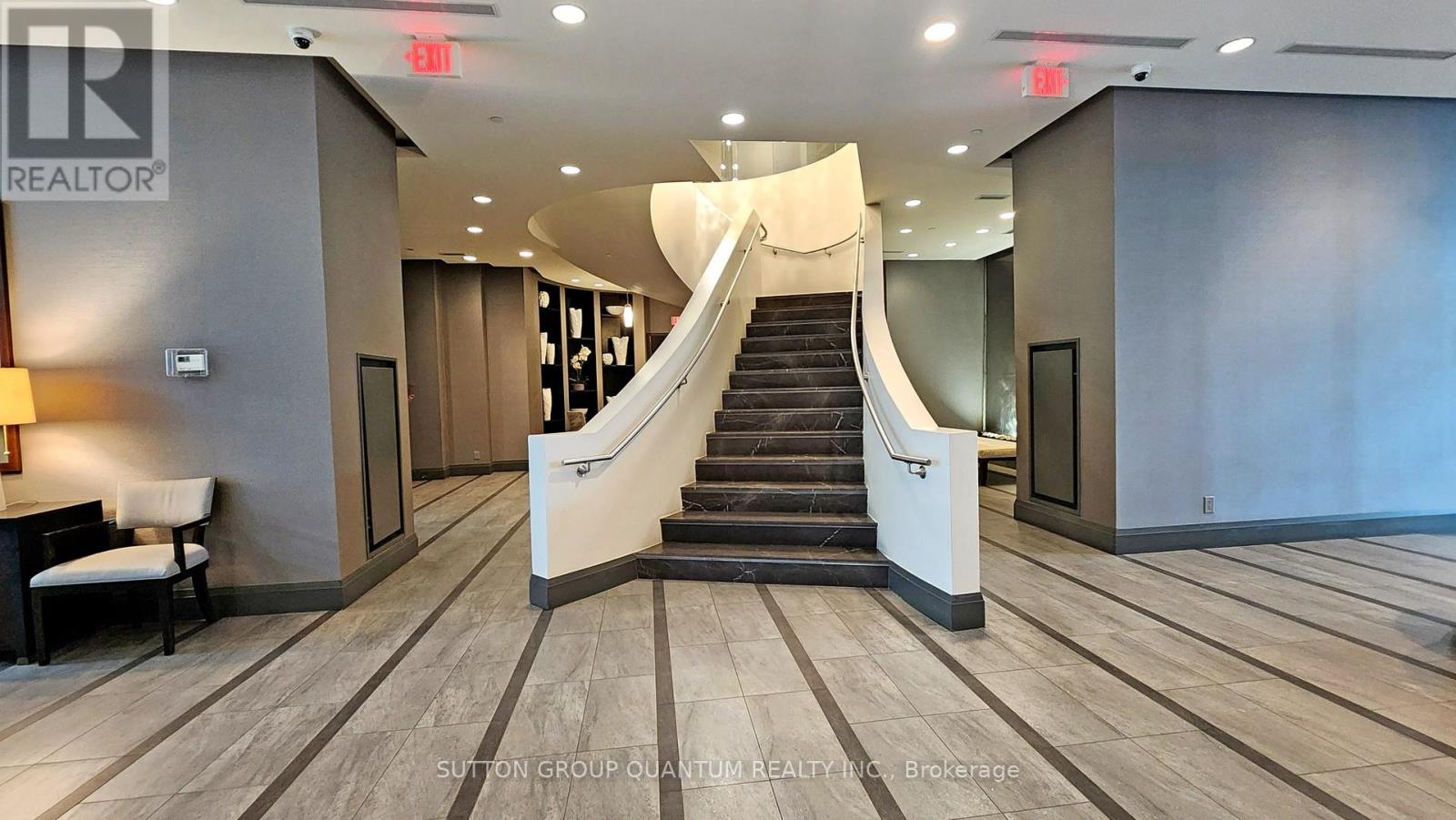 406 - 11 Bronte Road Property Photo 6