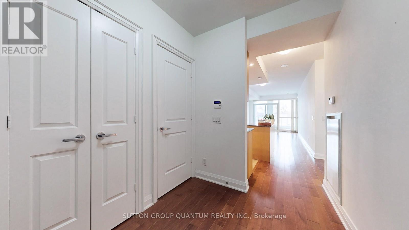 406 - 11 Bronte Road Property Photo 12