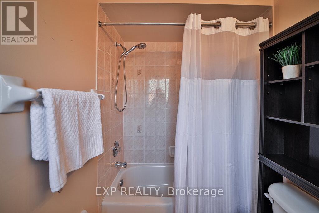 3879 Talias Crescent Property Photo 17