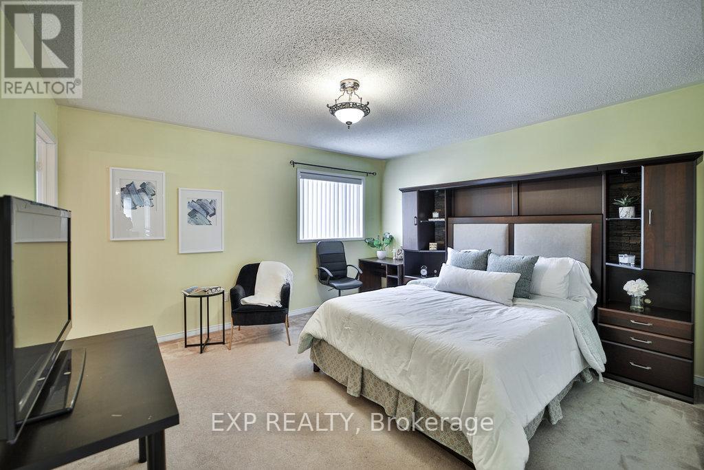 3879 Talias Crescent Property Photo 19