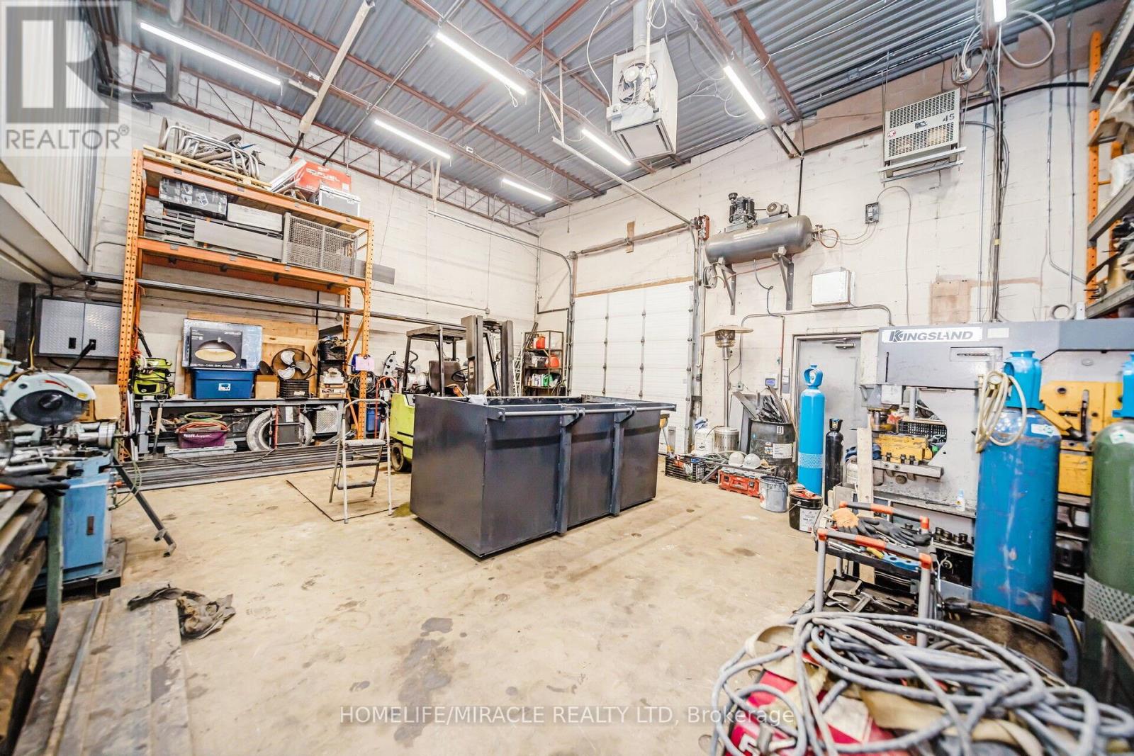 5 - 116 Orenda Road Property Photo 13