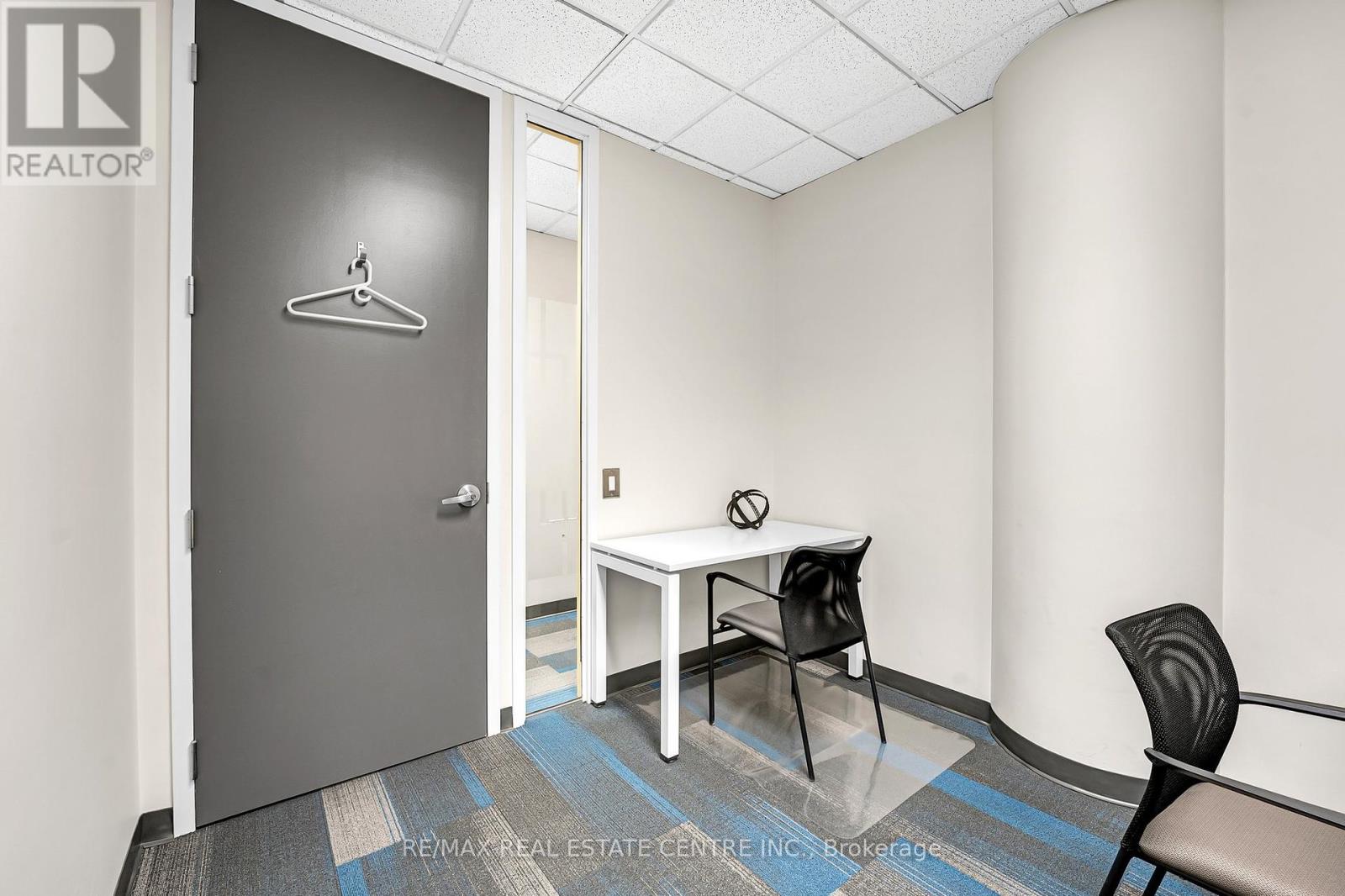 32 - 1100 Burloak Drive Property Photo 15