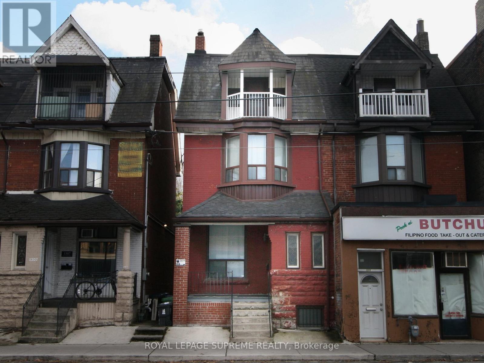 1309 King Street W Property Photo 4