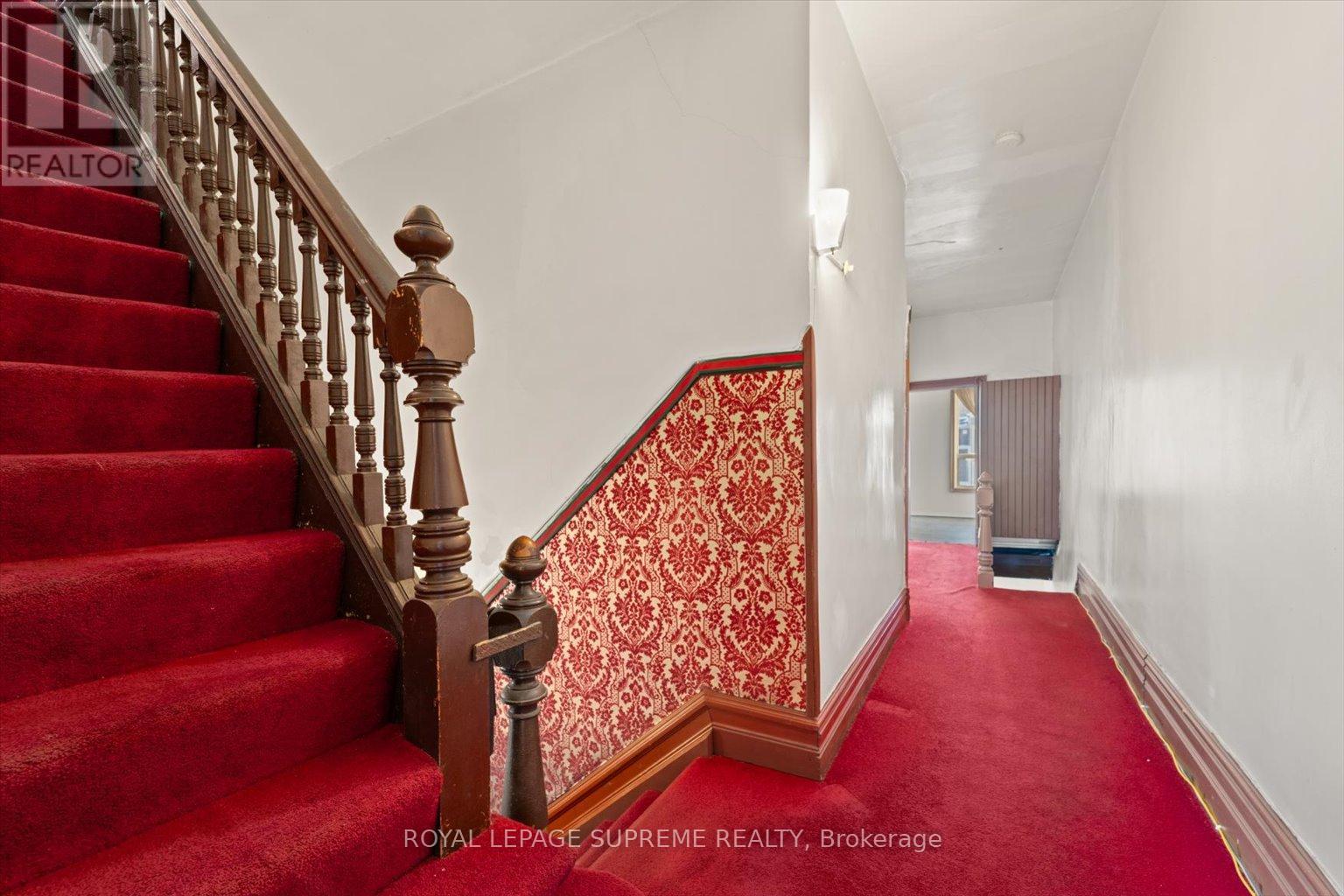 1309 King Street W Property Photo 27