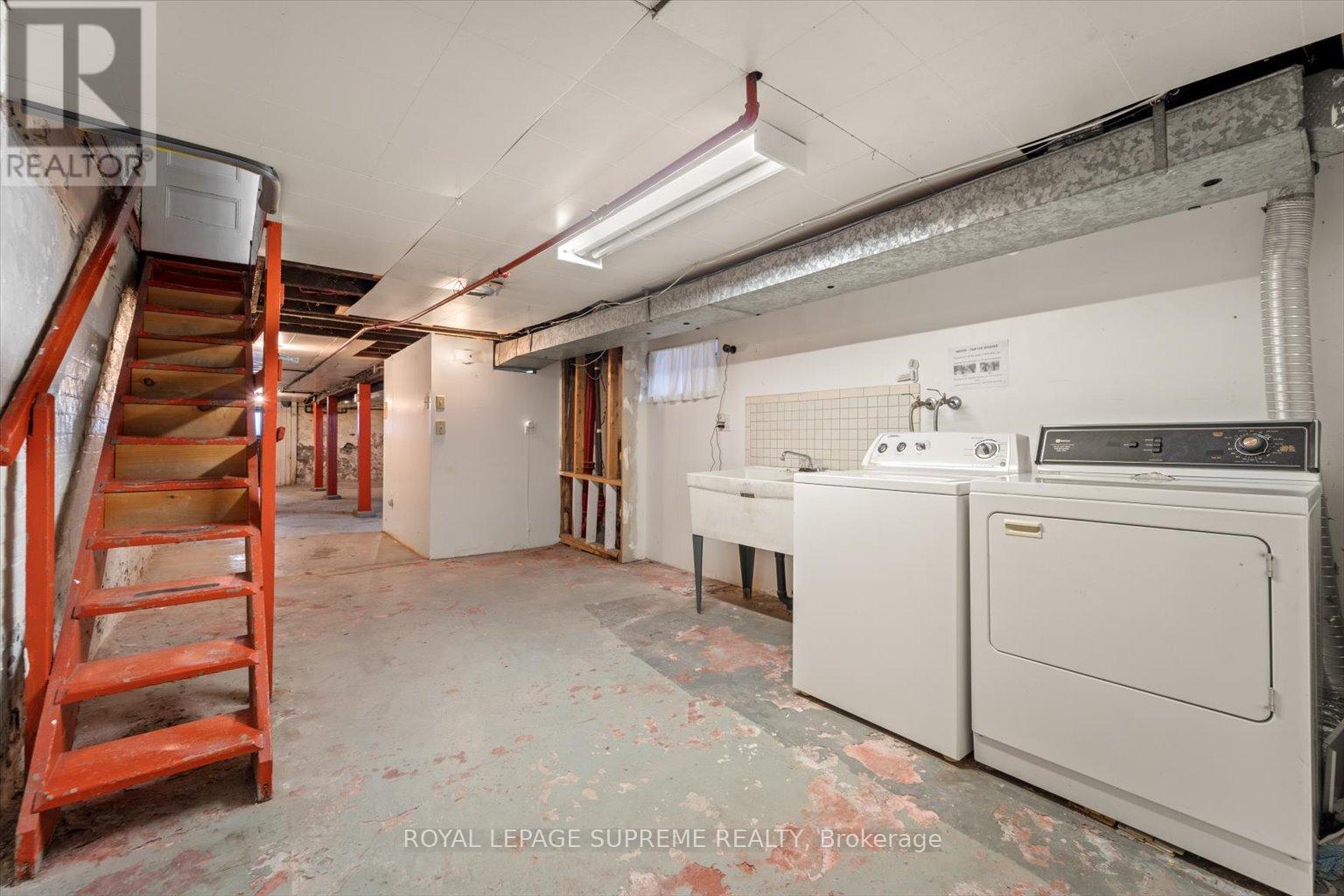 1309 King Street W Property Photo 34