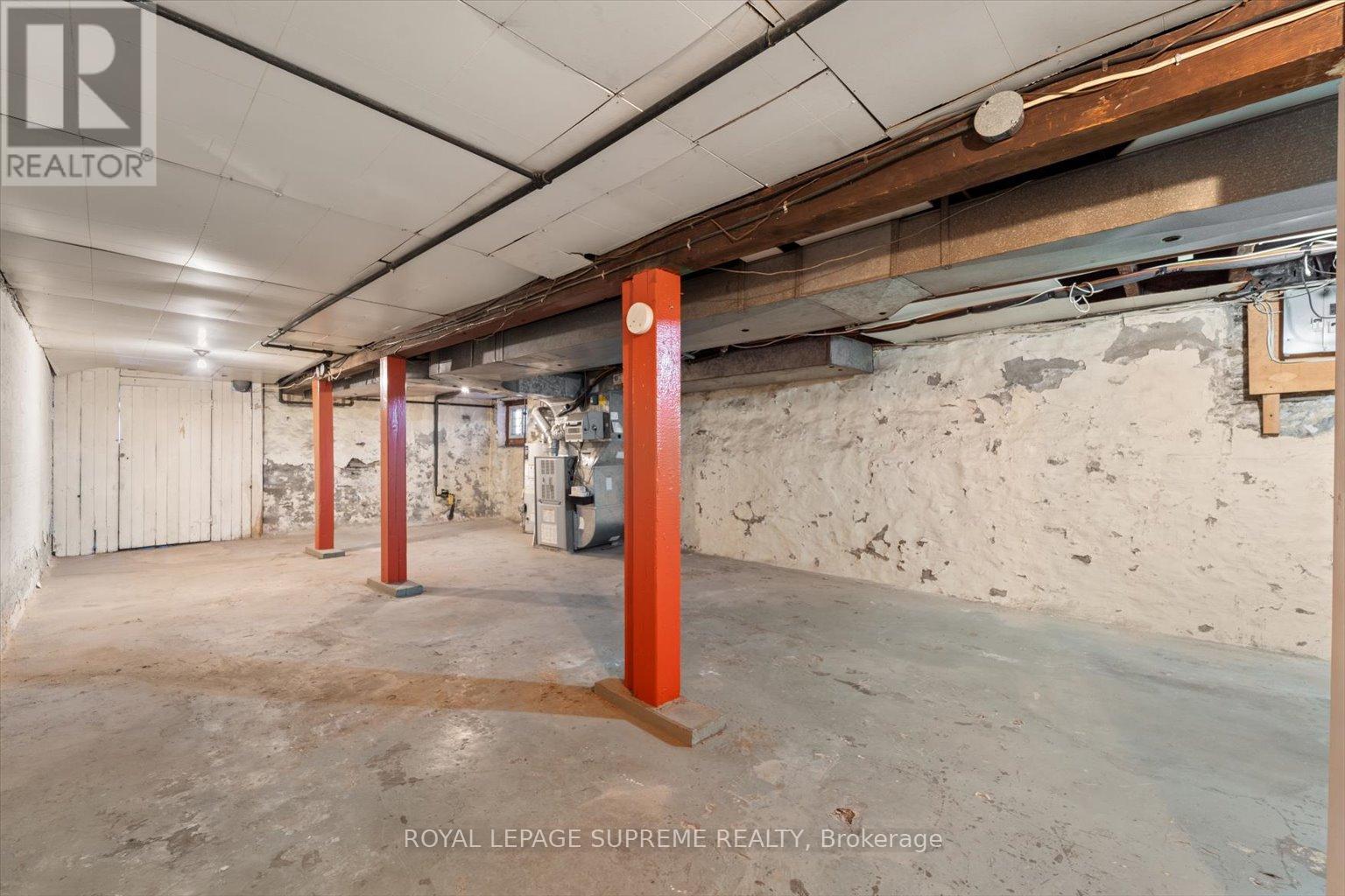 1309 King Street W Property Photo 35