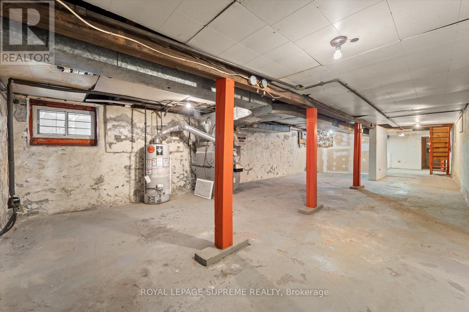 1309 King Street W Property Photo 37
