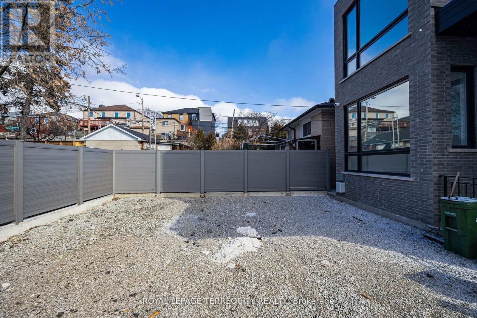 4 - 80 Holwood Avenue Property Photo 19