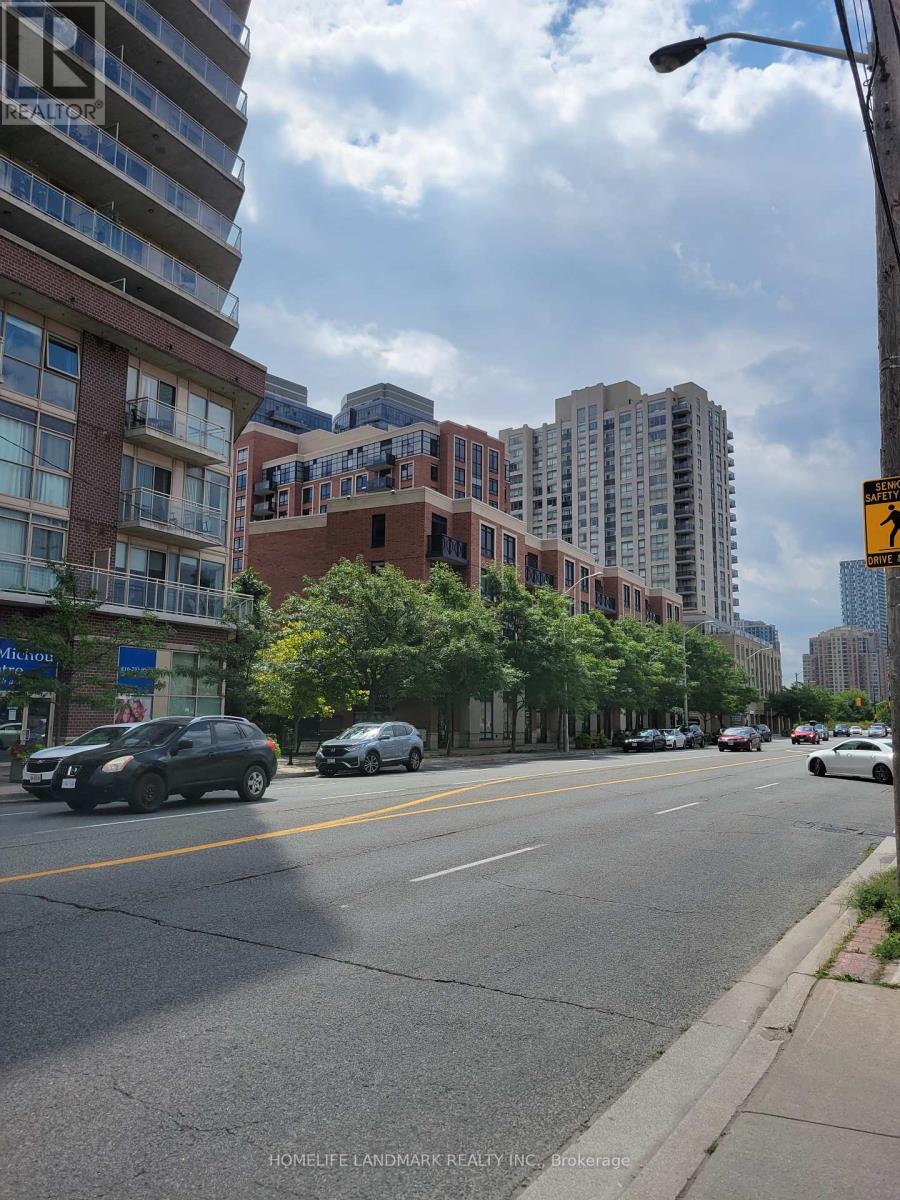 5088 Dundas Street W Property Photo 10