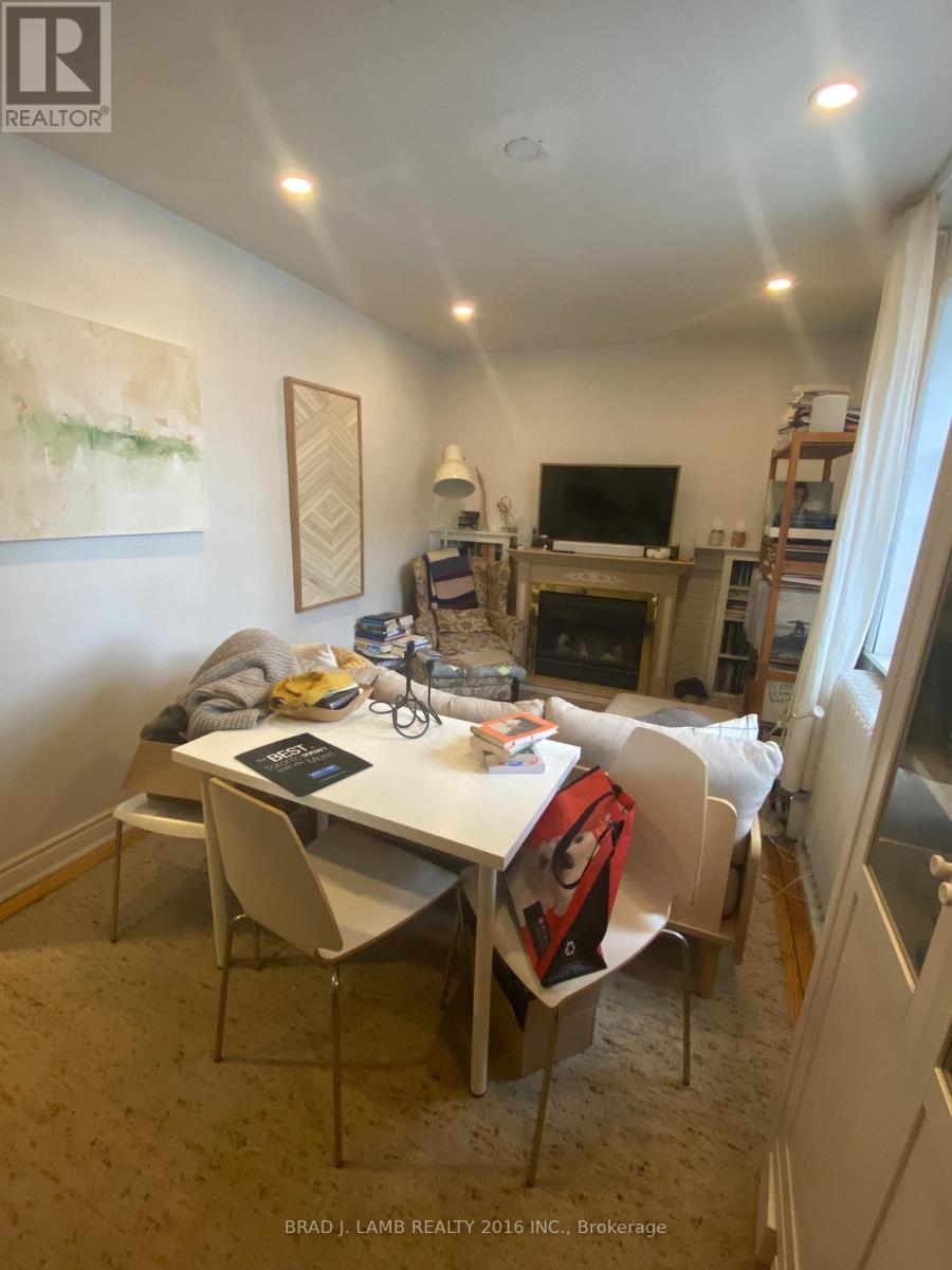 1 - 28 SPRINGHURST AVENUE Property Photo 1