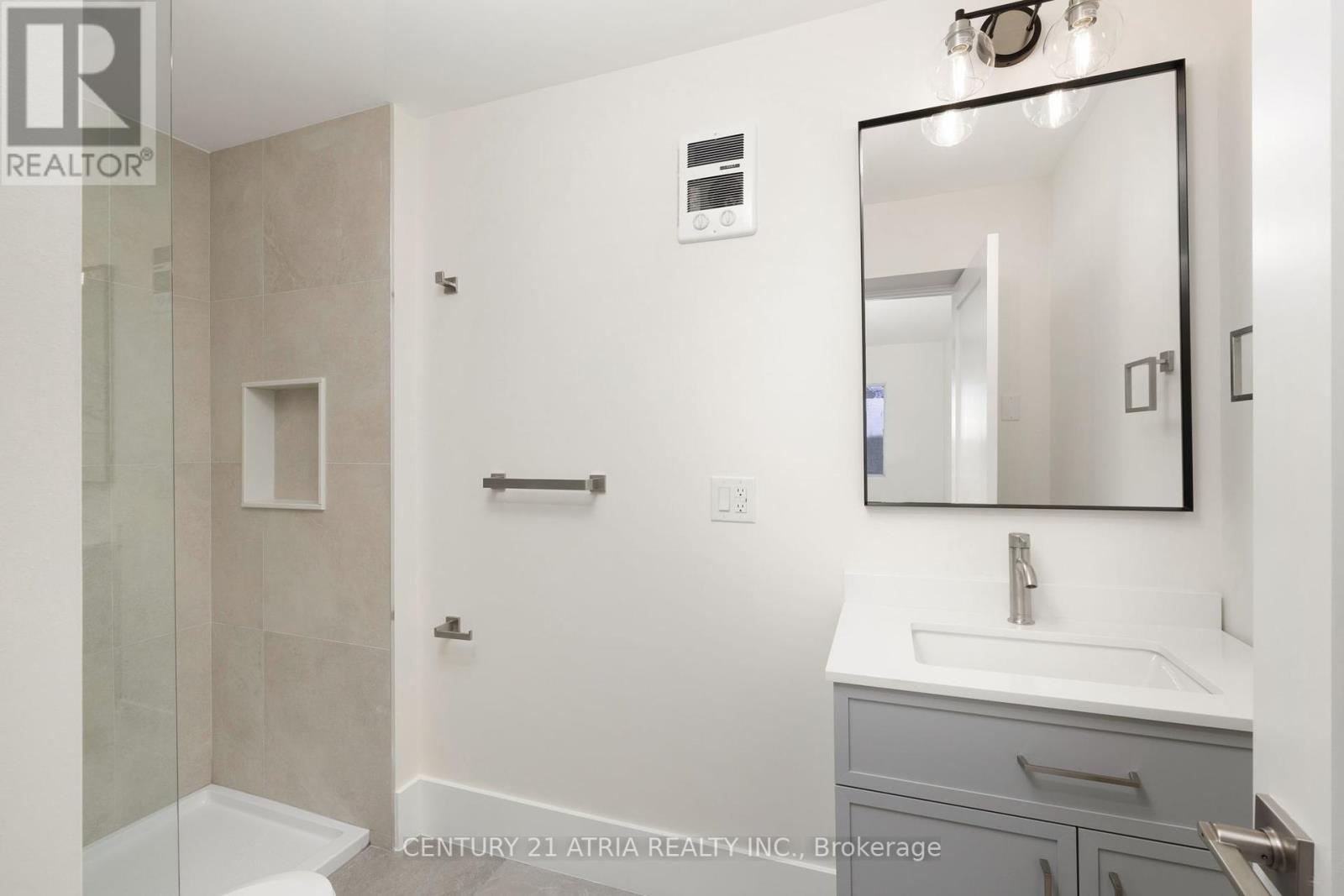 Main - 451 Lansdowne Avenue Property Photo 23