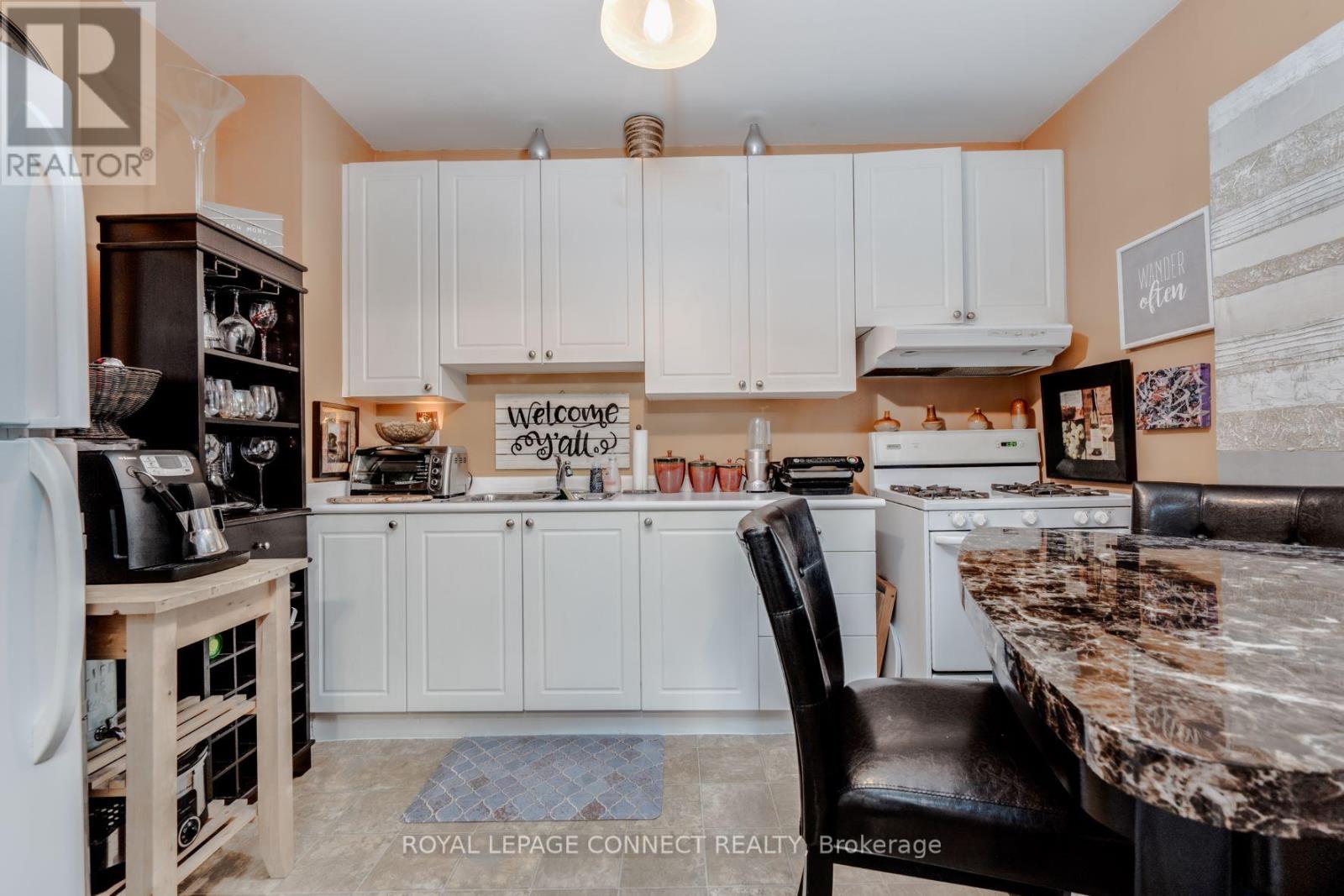 307 Pacific Avenue Property Photo 14