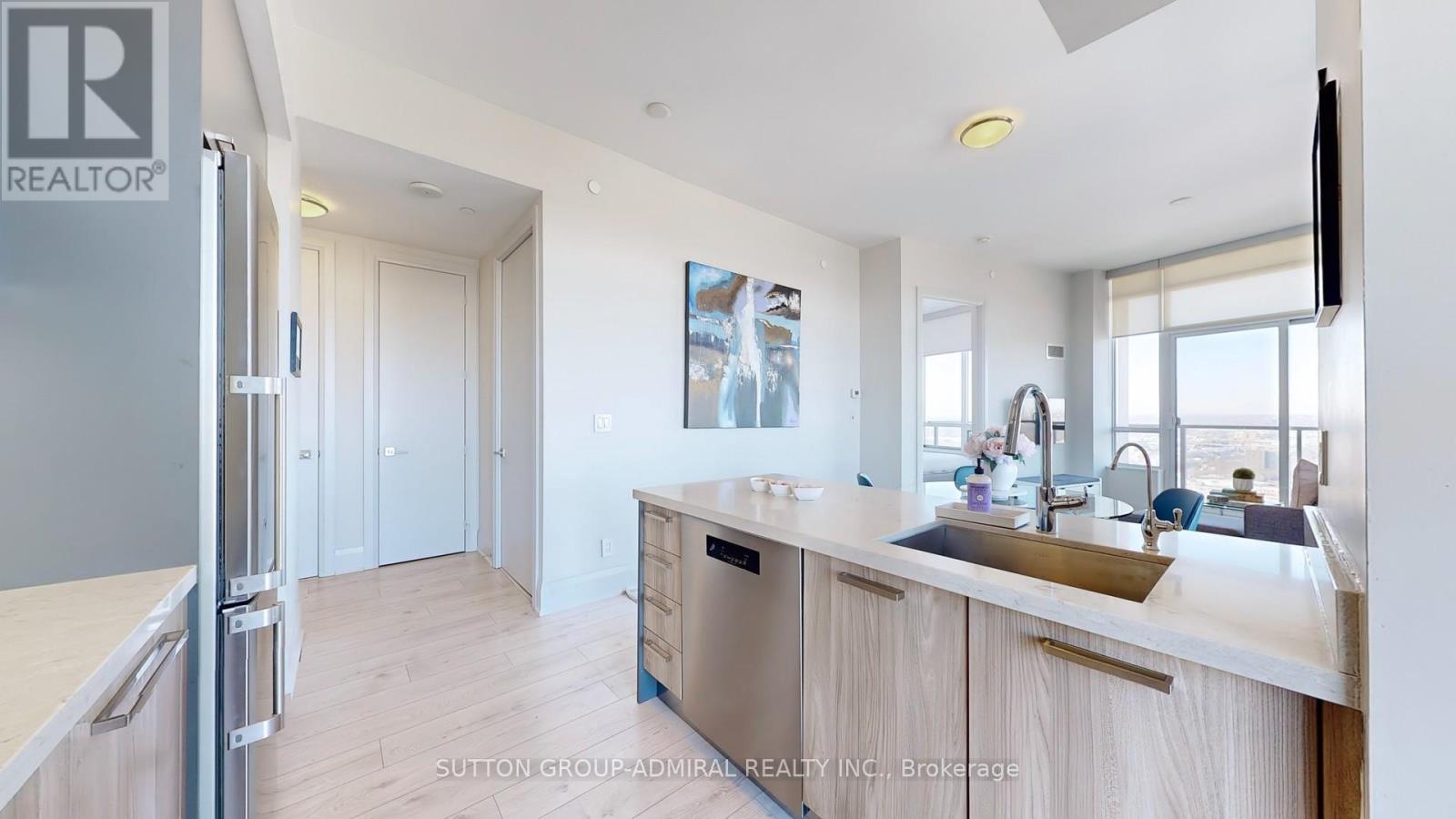 4205 - 36 Park Lawn Road Property Photo 8