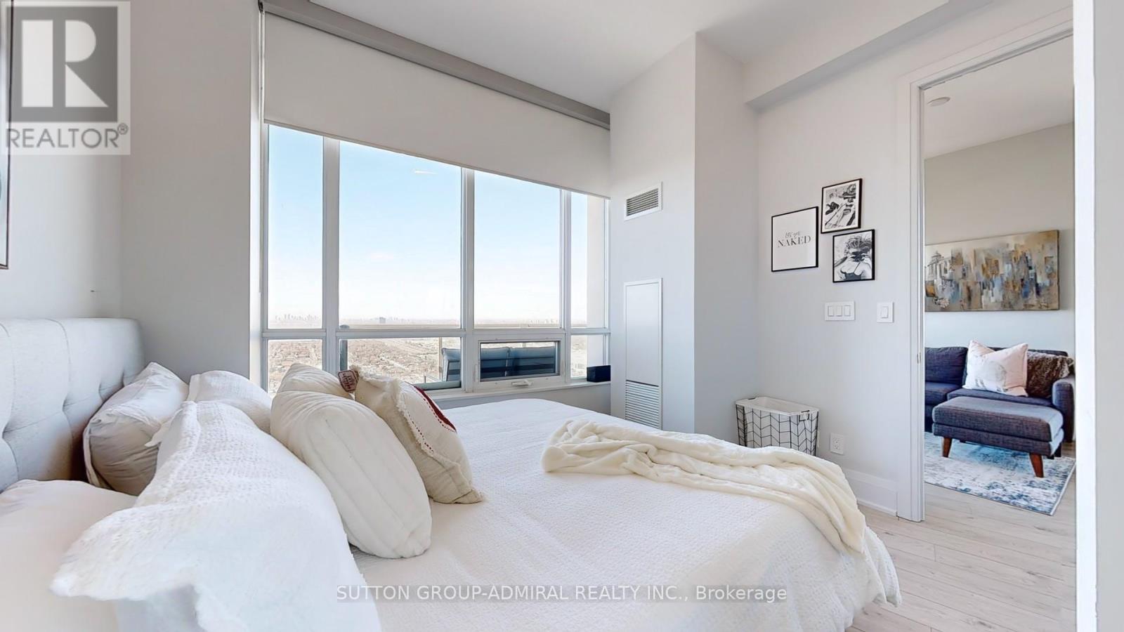 4205 - 36 Park Lawn Road Property Photo 18
