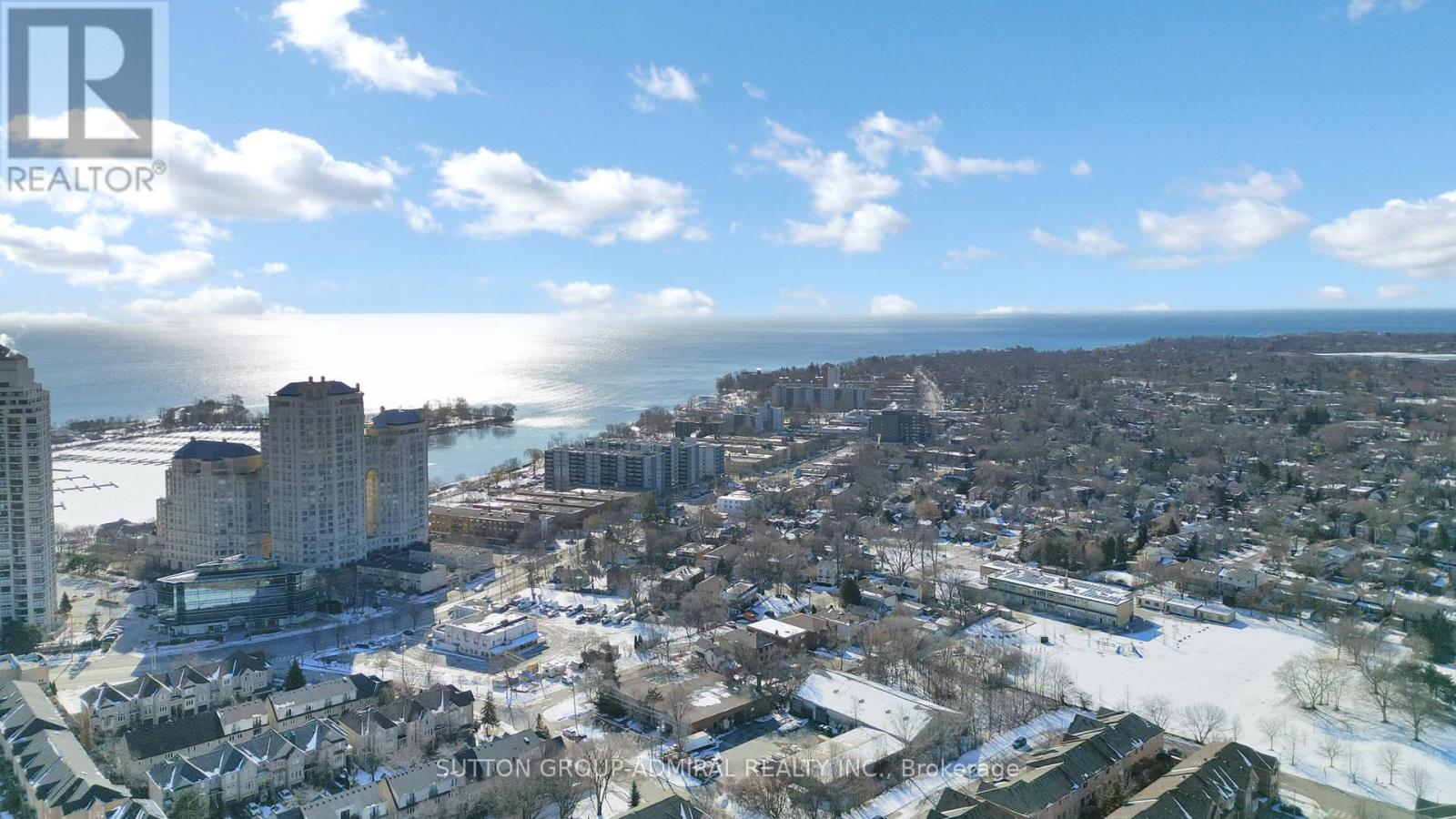 4205 - 36 Park Lawn Road Property Photo 31