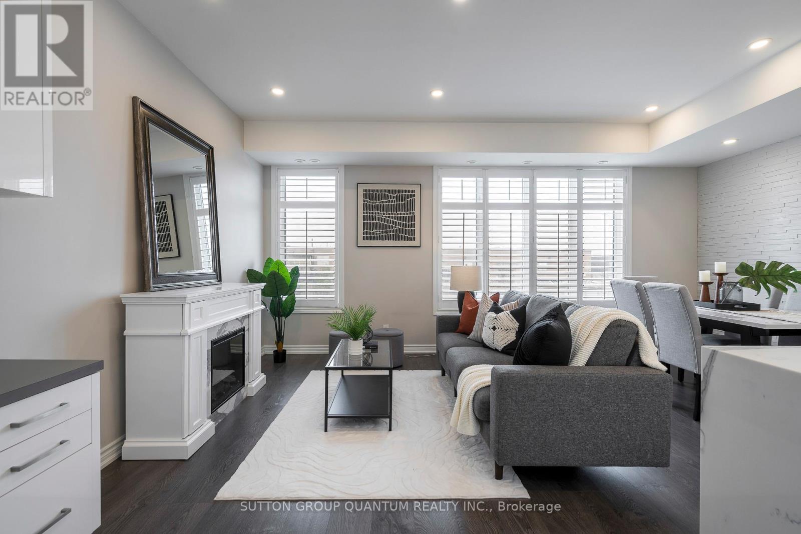 15 - 145 Long Branch Avenue Property Photo 2