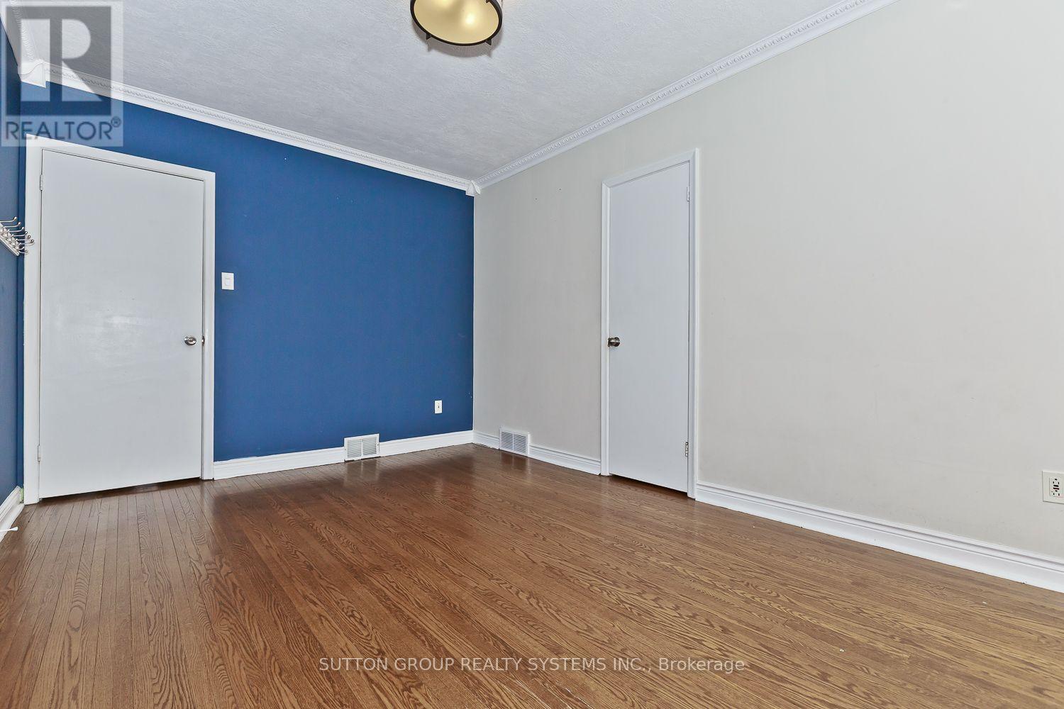 1606 Crediton Parkway E Property Photo 29