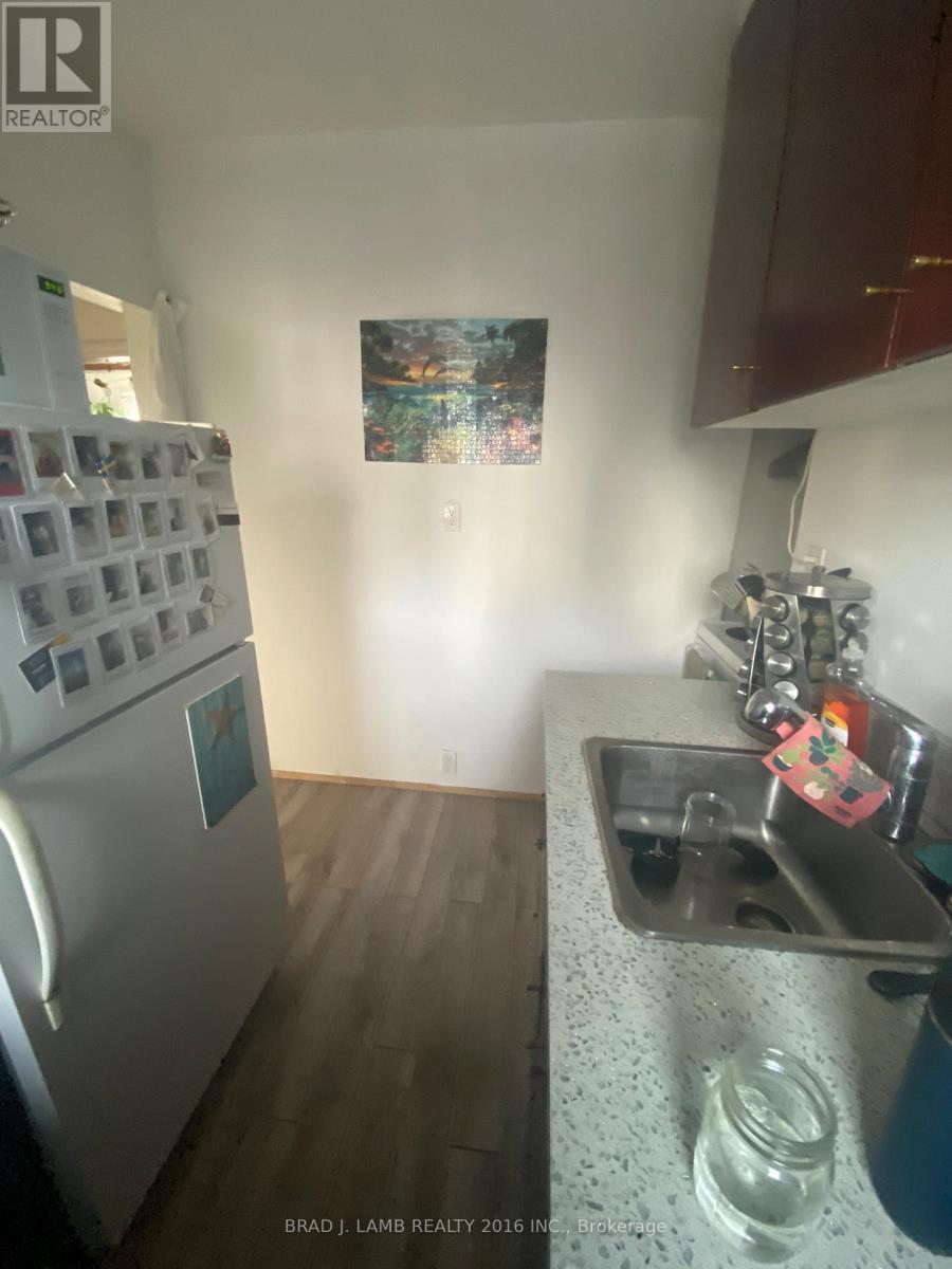 3 - 28 Springhurst Avenue Property Photo 10