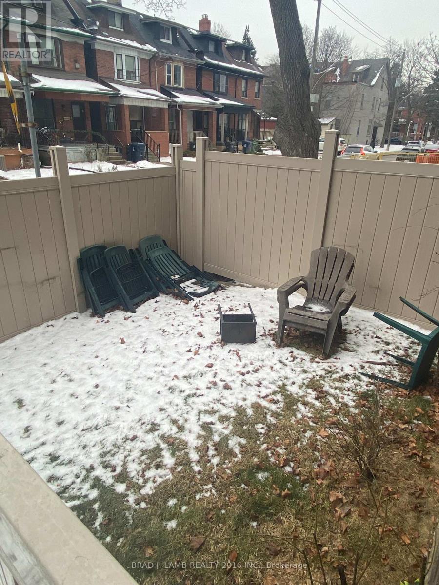 3 - 28 Springhurst Avenue Property Photo 13