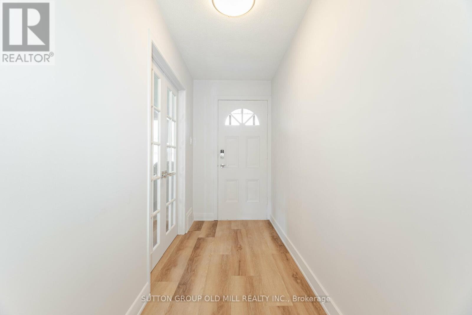 656 Hyacinthe Boulevard Property Photo 5
