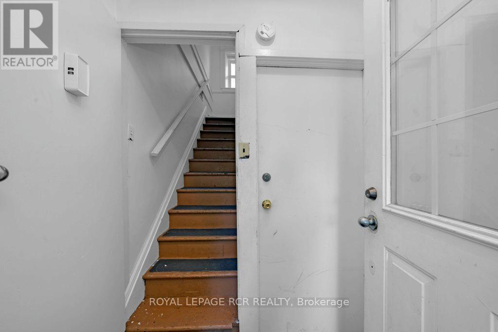 9 Second Avenue Property Photo 18