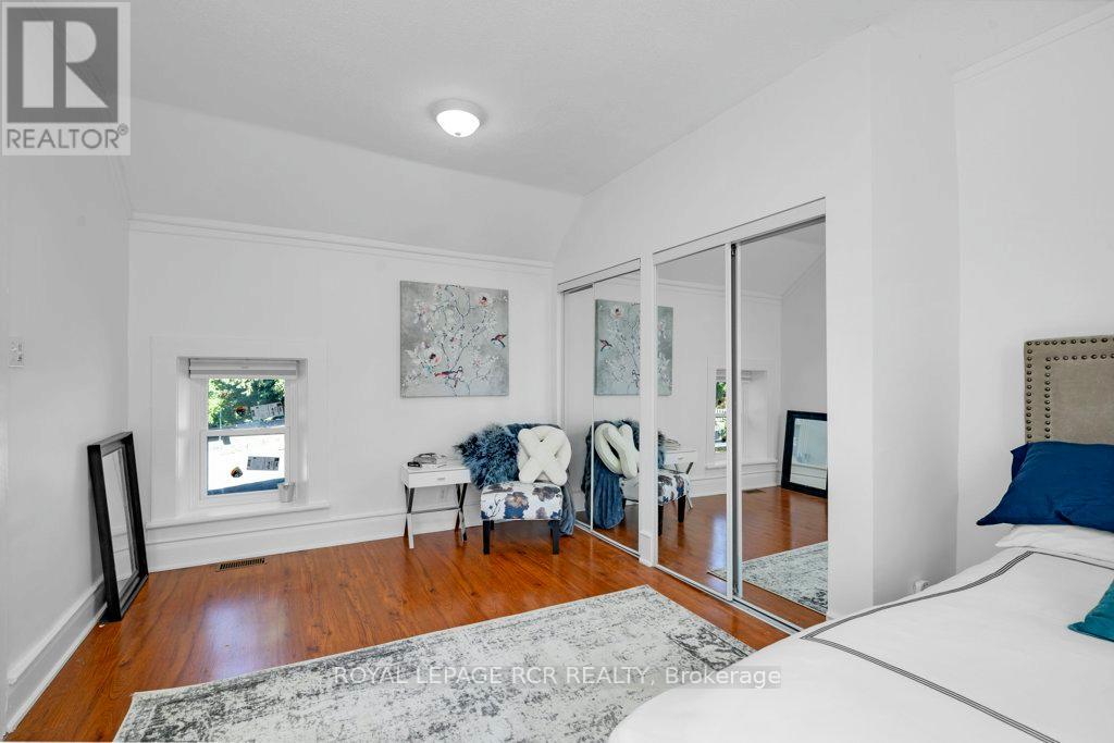 9 Second Avenue Property Photo 28