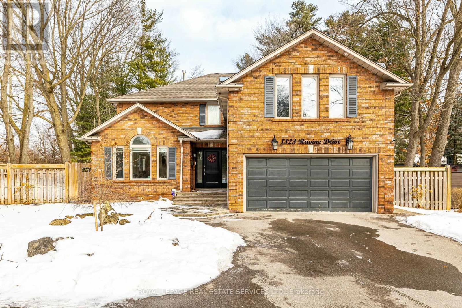 1323 Ravine Drive Property Photo 1