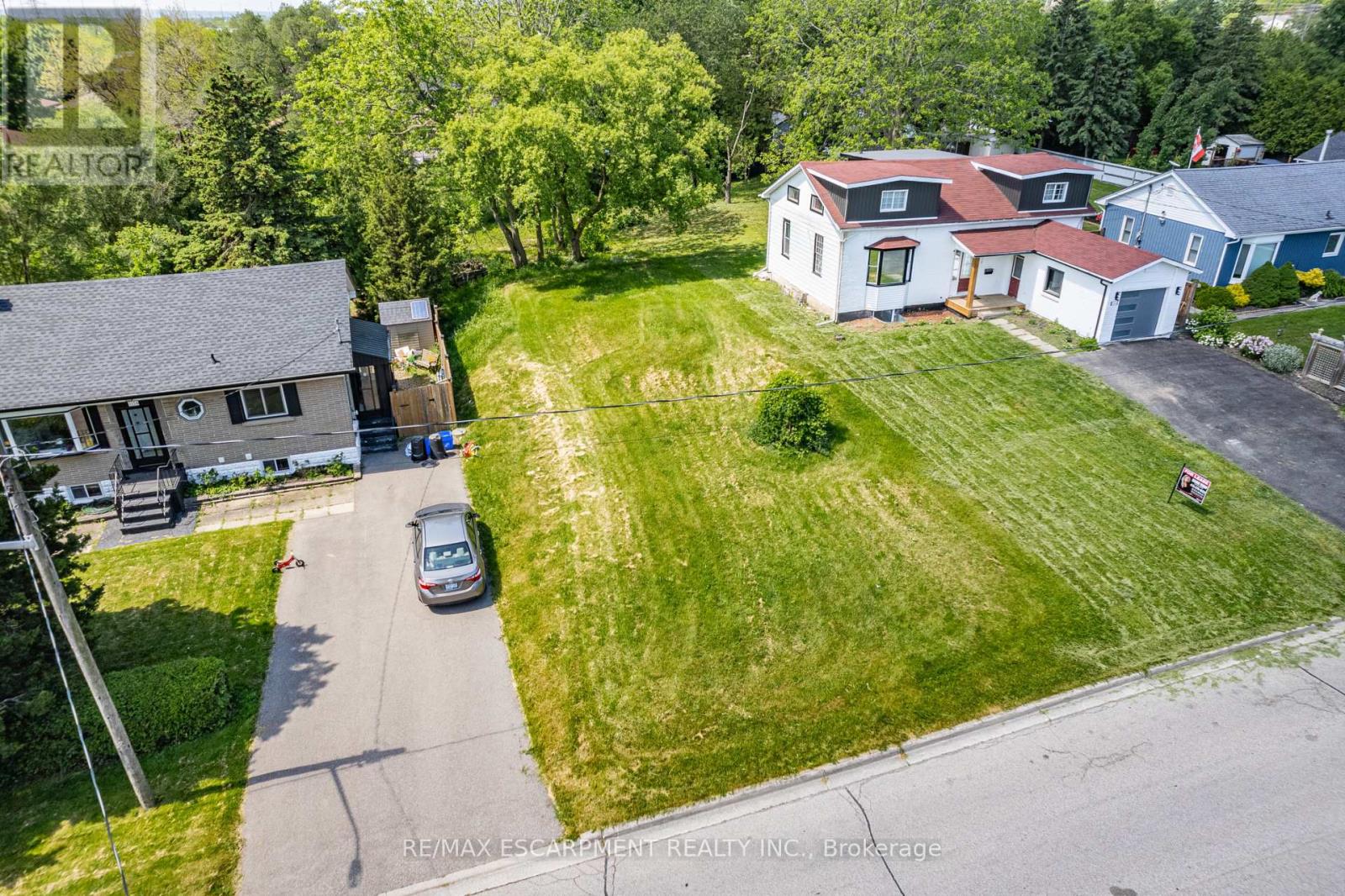 1142 FISHER AVENUE Property Photo 1