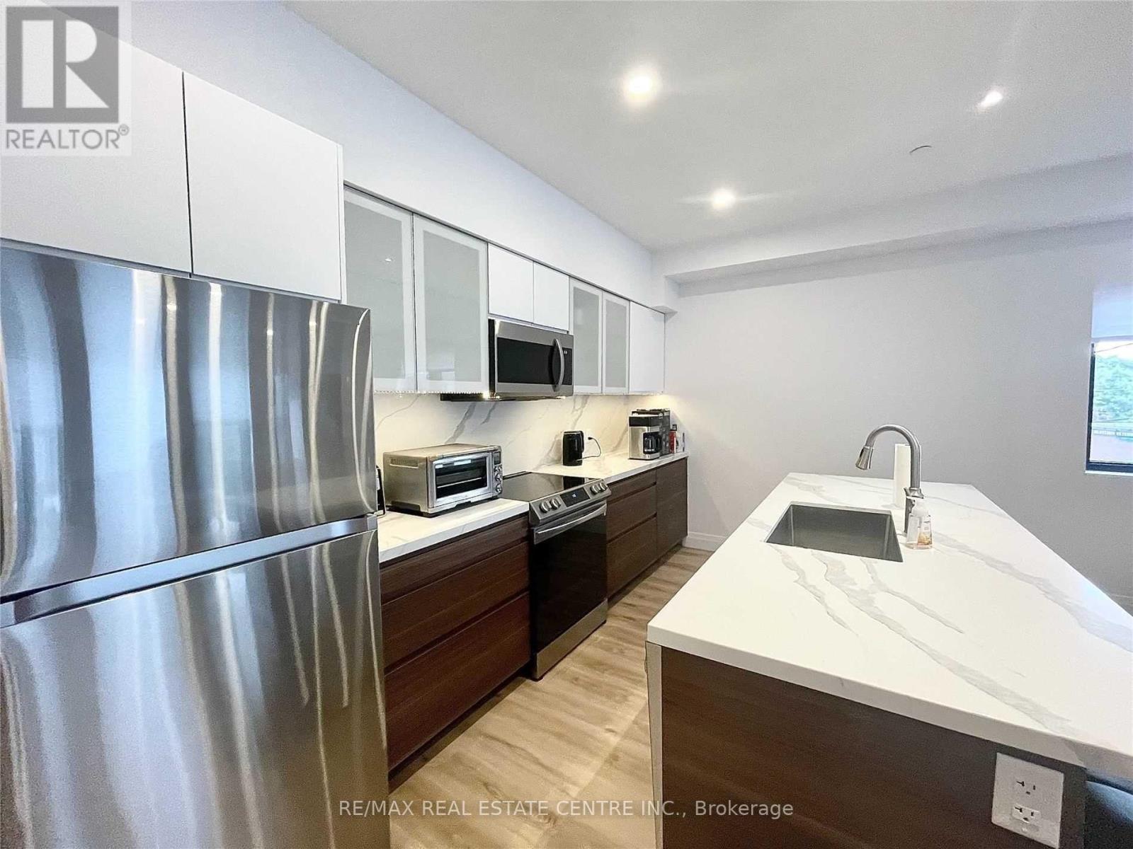 17-b Armstrong Street Property Photo 5