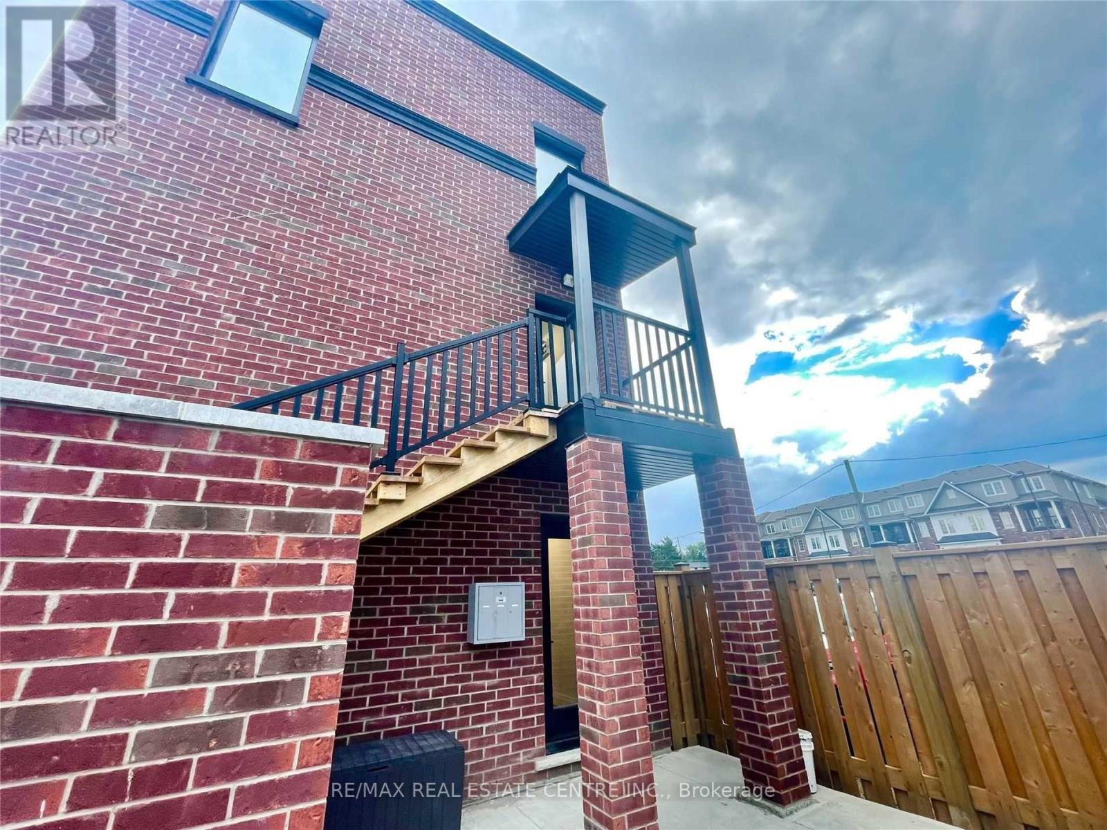 17-b Armstrong Street Property Photo 12
