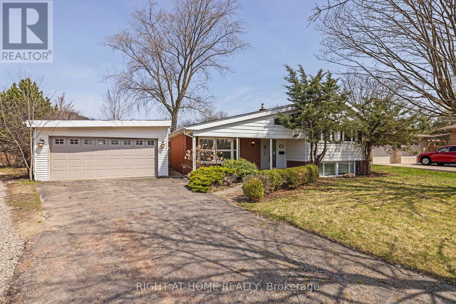 600 Weynway Court Property Photo 1