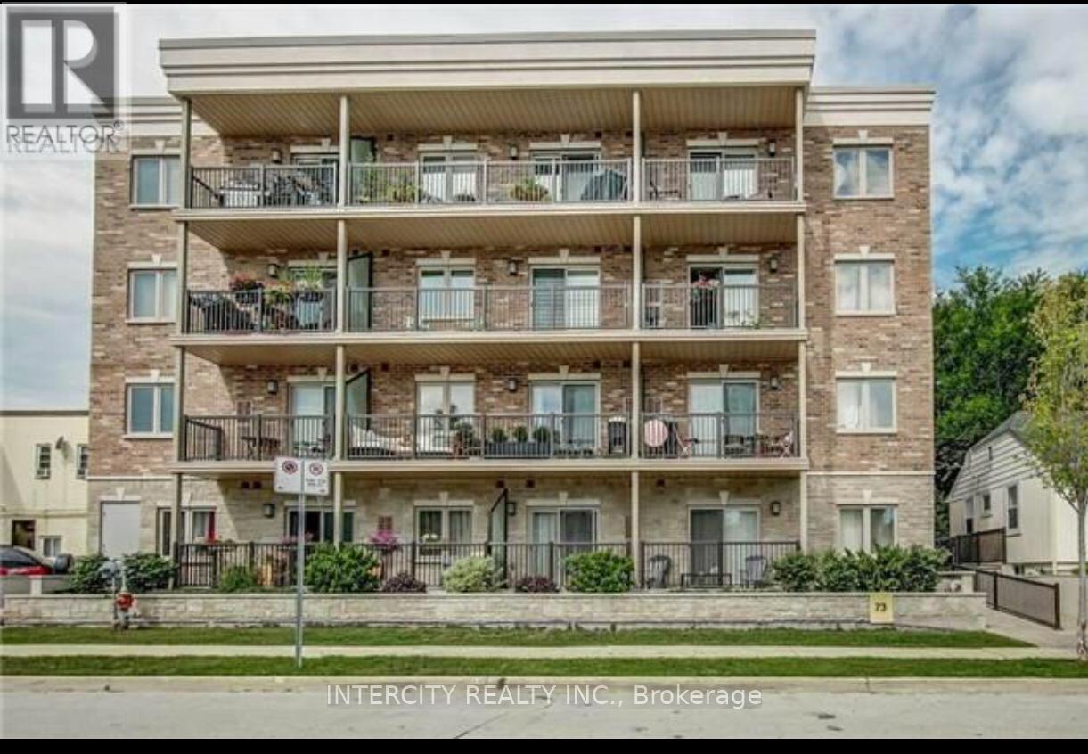 203 - 73 Washington Avenue Property Photo 1